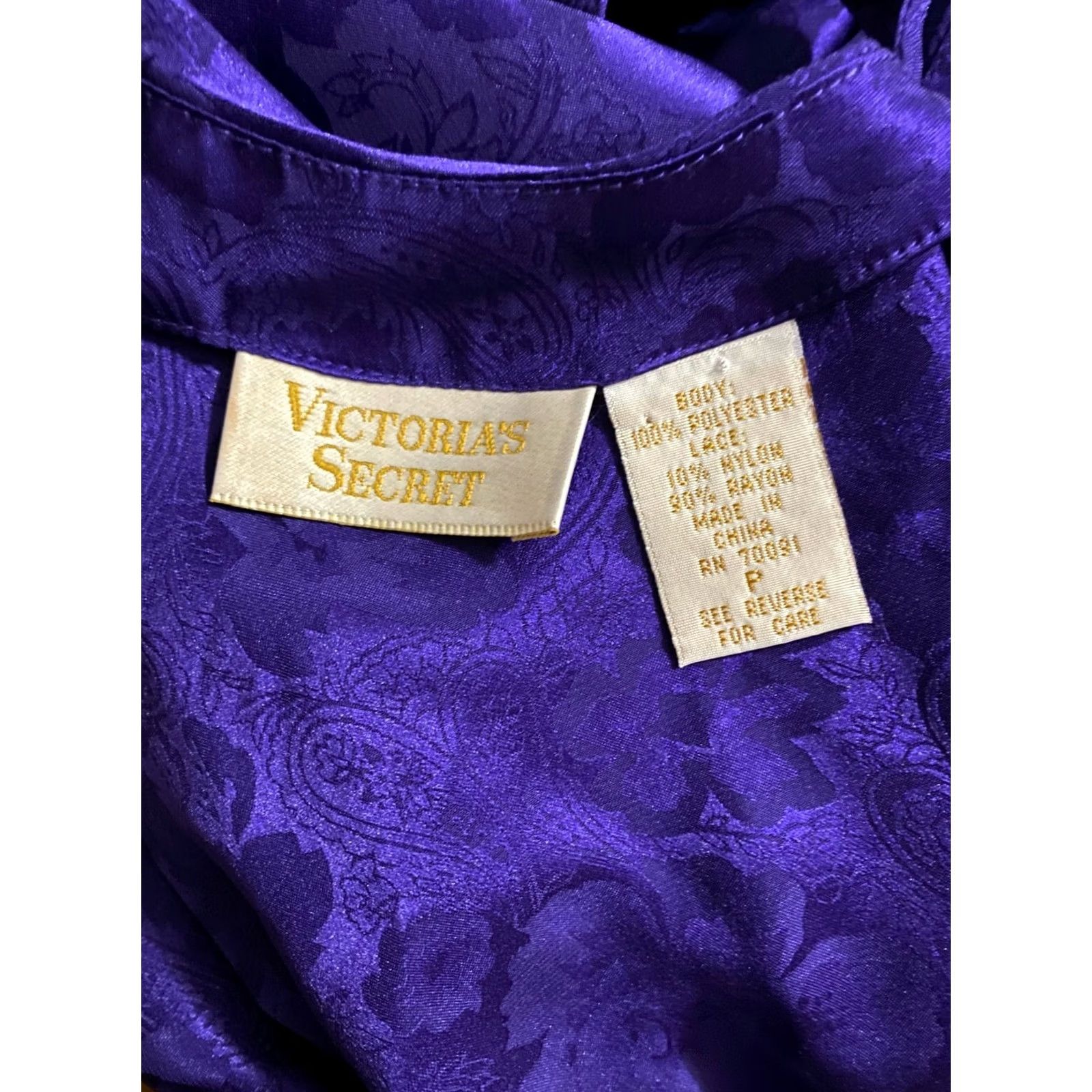Victoria's Secret VINTAGE Victoria's Secret Gold Label Chemise Purple VTG Petite Ladies Pajama Top Lace Size ONE SIZE - 5 Thumbnail