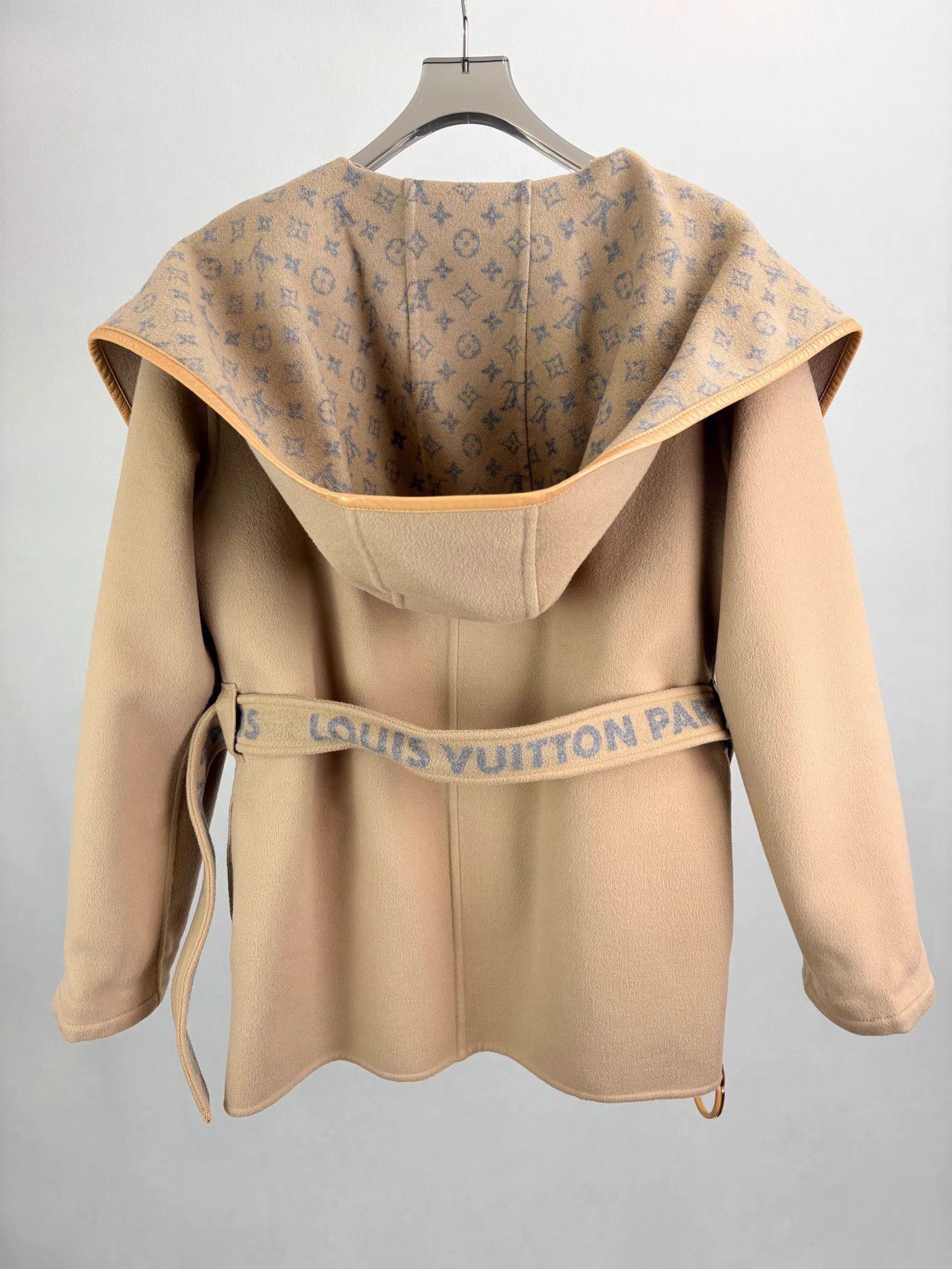 Louis Vuitton Louis Vuitton Khaki Wool Robe Coat Size S / US 4 / IT 40 - 2 Thumbnail