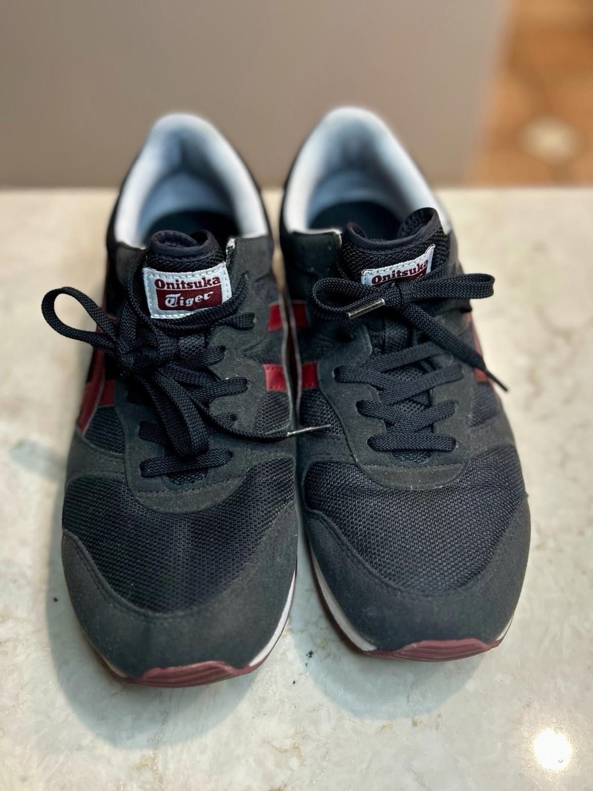 Onitsuka Tiger Onitsuka Tiger Mexico 66 Black/Red Sneakers – Men’s Size 10 Size US 10 / EU 43 - 4 Thumbnail