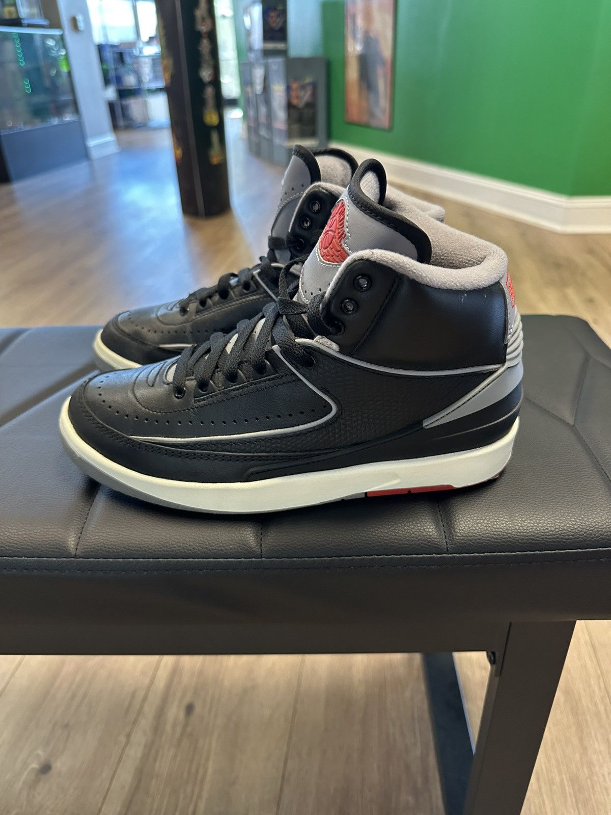 Nike Jordan 2 Retro Size US 6.5 / EU 39-40 - 3 Thumbnail