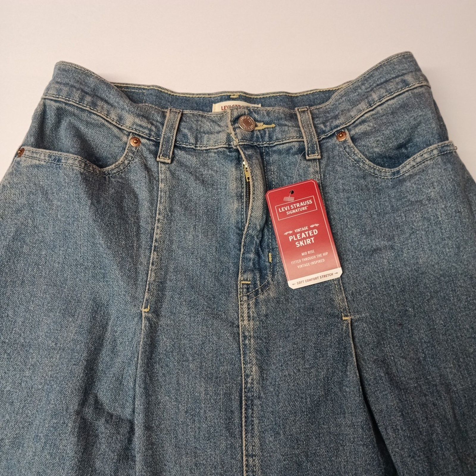 Levi's Levi Strauss Blue Denim Pleated Skirt Women's Size 2 W26 Size 26" / US 2 / IT 38 - 3 Thumbnail