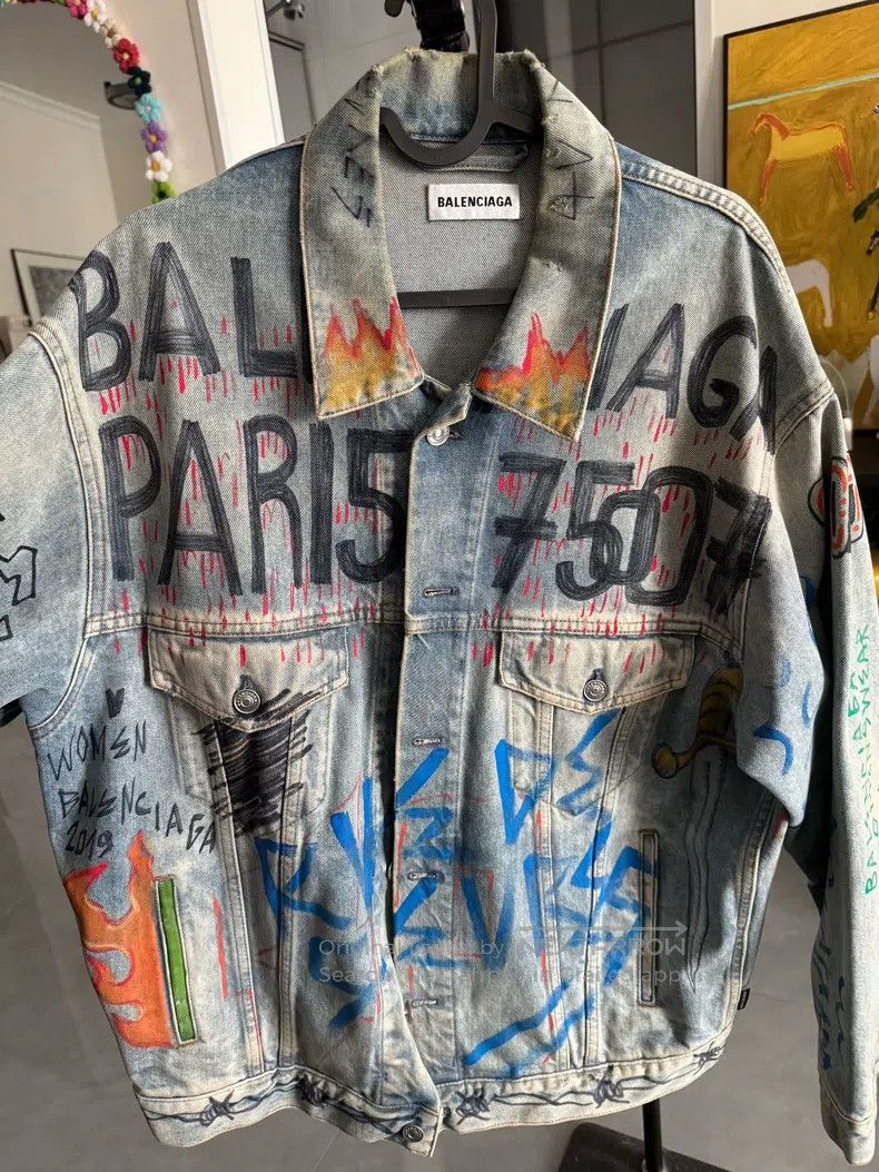 Balenciaga Balenciaga Graffiti Denim Jacket Size XXS / US 00 / IT 34 - 1 Thumbnail