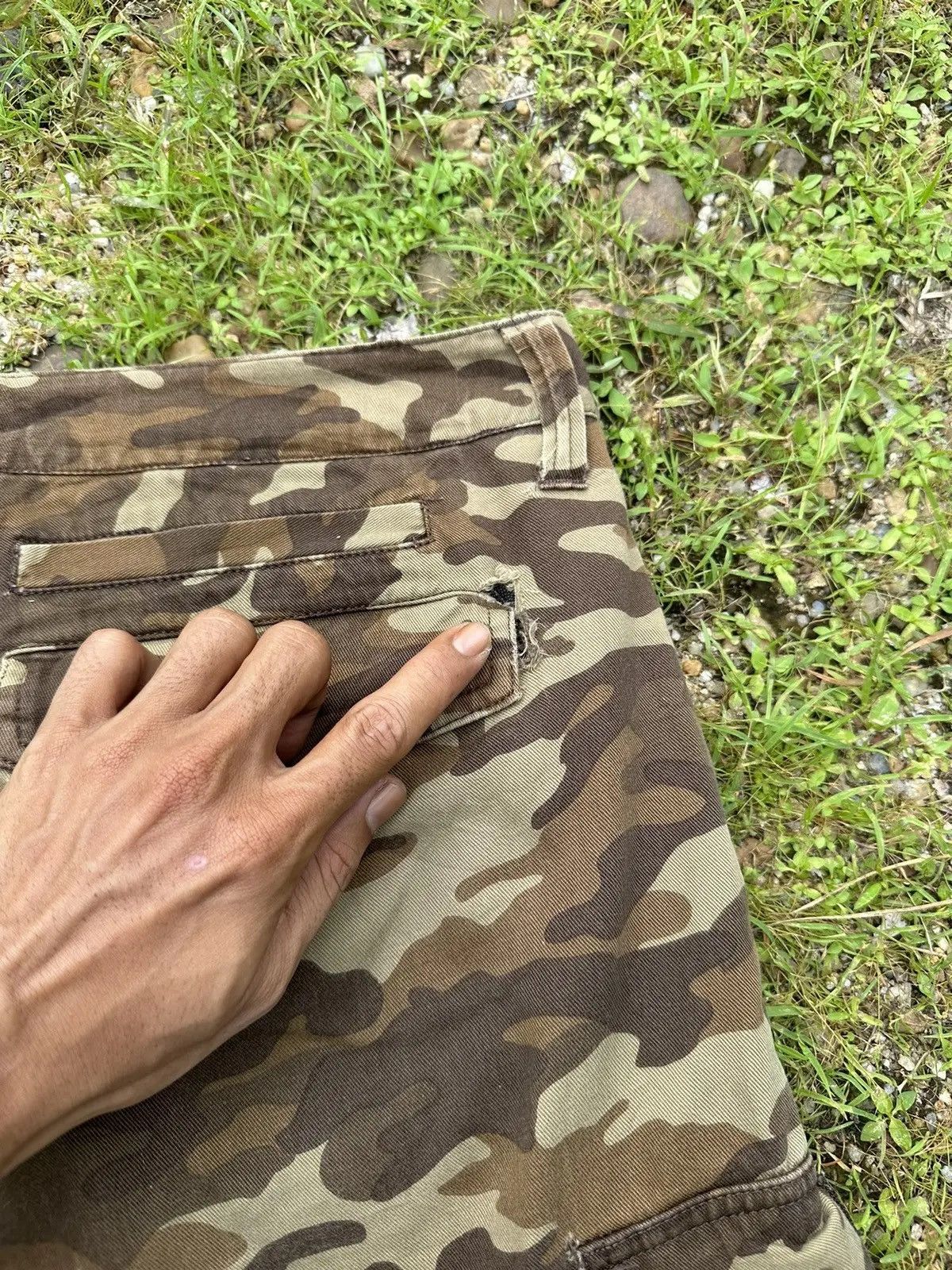Japanese Brand MALA VITA JAPAN CAMOUFLAGE UTILITY CARGO TACTICAL PANTS Size US 34 / EU 50 - 12 Thumbnail