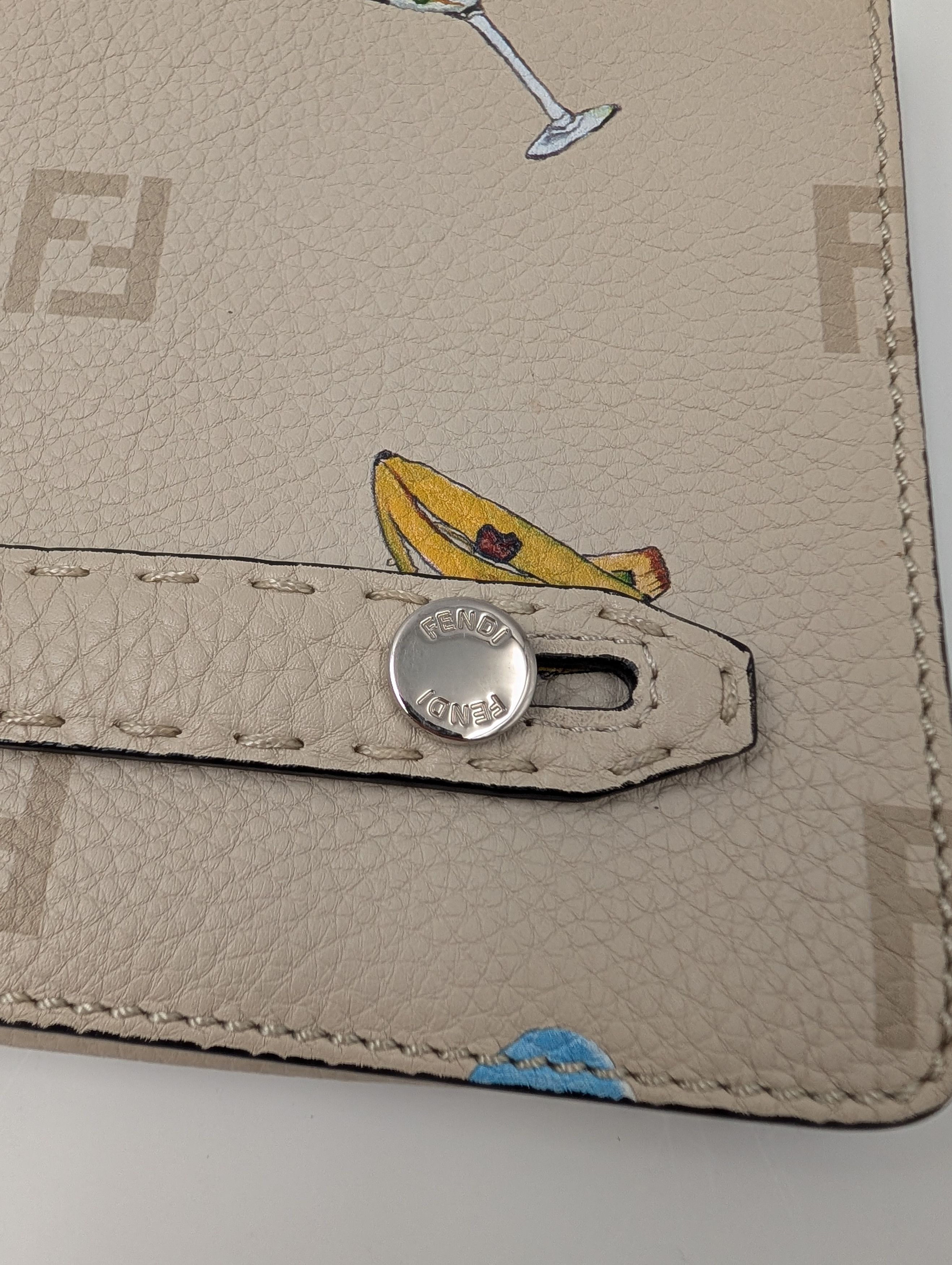 Fendi Fendi Beige Clutch With Pattern Size ONE SIZE - 3 Thumbnail