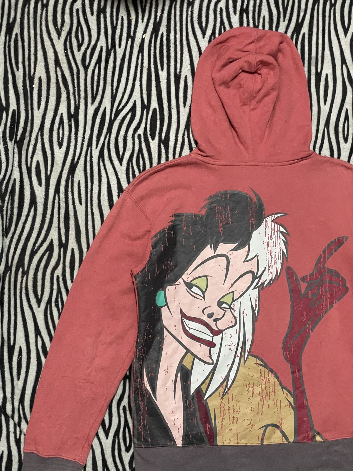 Disney × Vintage Vintage Disney Cruella 101 Dalmation Hoodie Size US M / EU 48-50 / 2 - 8 Thumbnail