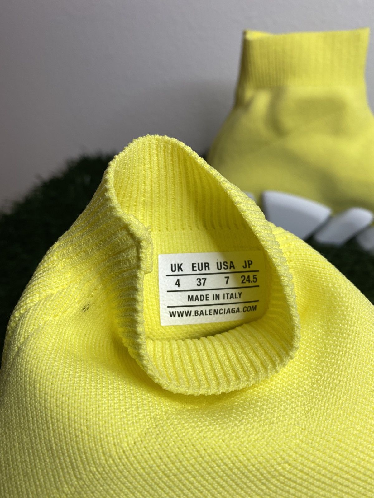 Balenciaga W Balenciaga Speed 2.0 ‘ Yellow ‘| Size 37 EU | NEW Size US 7 / IT 37 - 10 Thumbnail