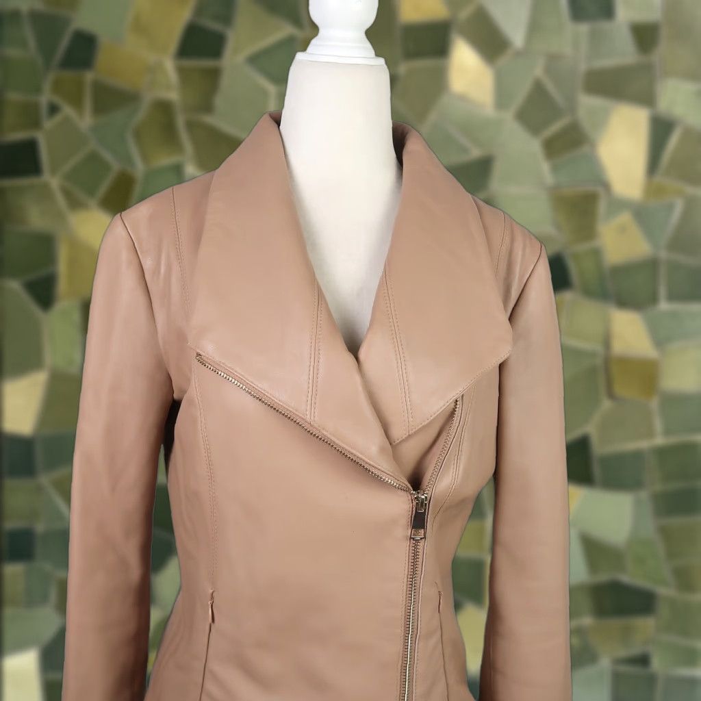Vintage Wilsons Leather Moto Jacket Tan Leather Zip Front Small Womens Jacket Short Casual Fall Spring zip front moto jacket tan leather small womens Size S / US 4 / IT 40 - 1 Thumbnail