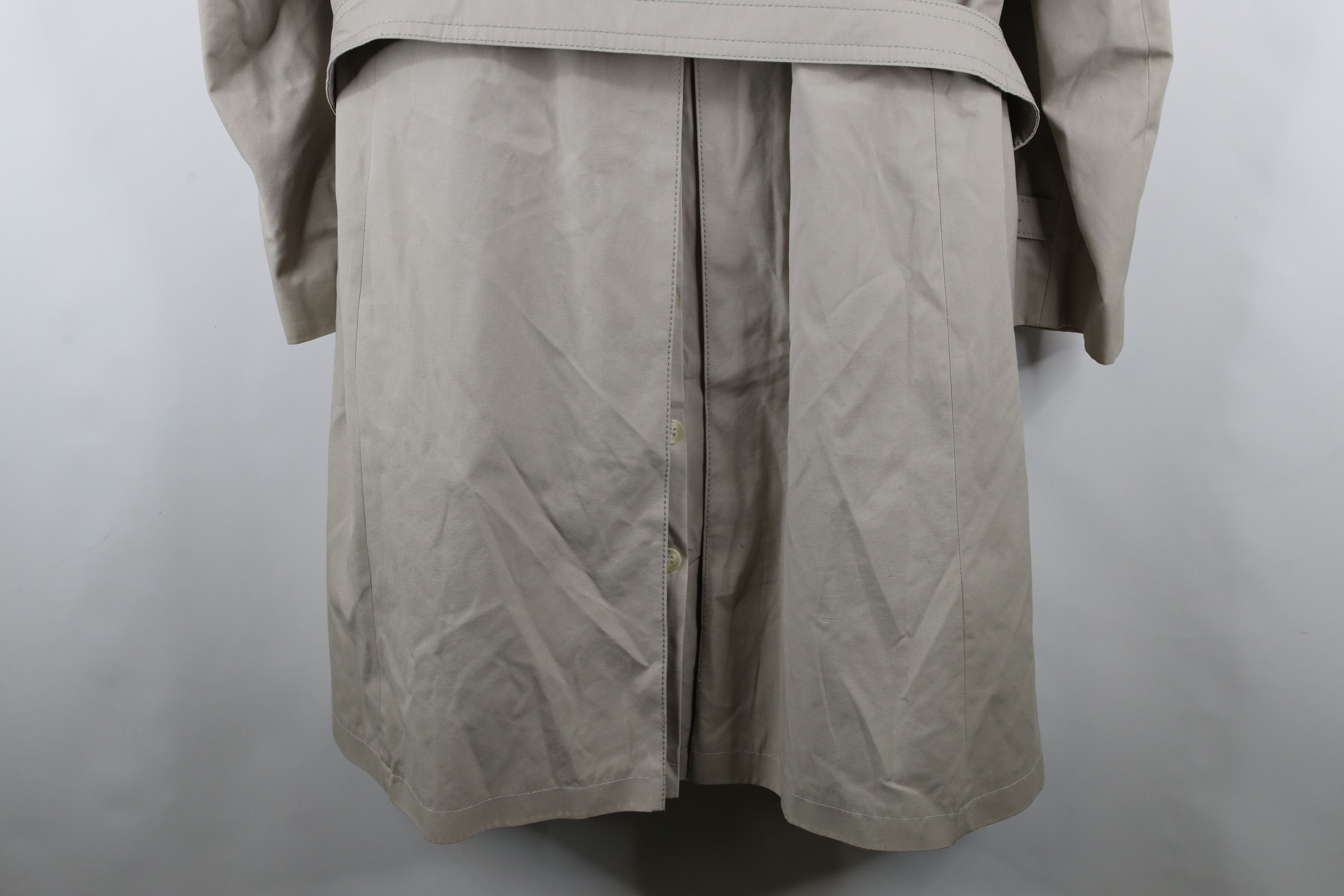 Vintage Vintage 70s Streetwear Lined Heavy Belted Trench Coat Beige Size US XXL / EU 58 / 5 - 18 Thumbnail