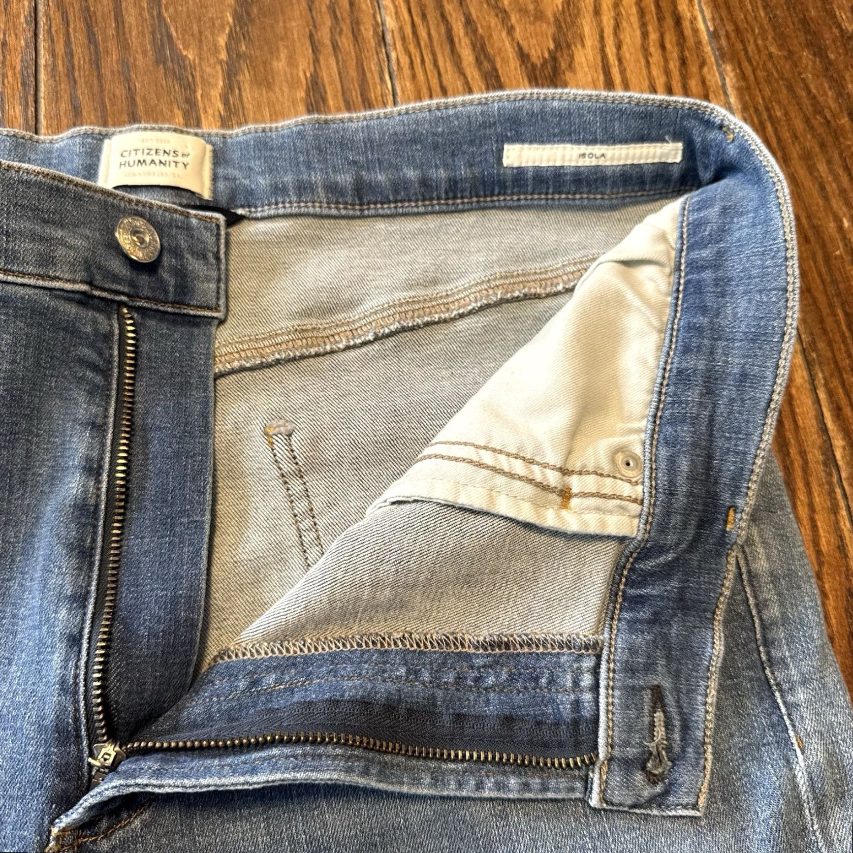 Citizens Of Humanity Citizen’s of Humanity Isola Jeans Cropped Boot Ladies Regular 32 Blue Crop Frayed New Leather? Wait. Size 24" / US 00 / IT 34 - 4 Thumbnail