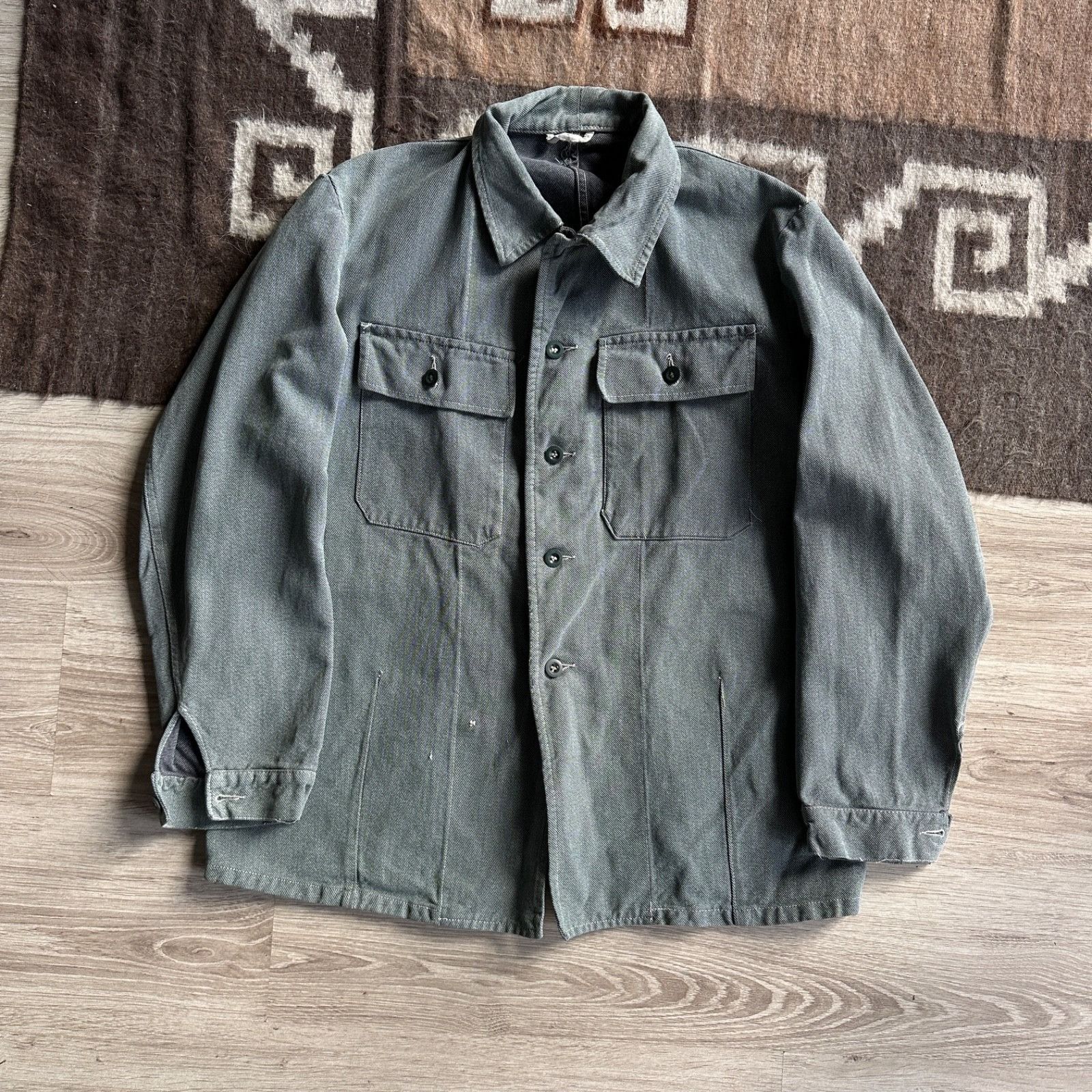 Vintage Vintage French Work Jacket Chore Coat Grey HBT Jacket 9458AC Size US L / EU 52-54 / 3 - 2 Thumbnail