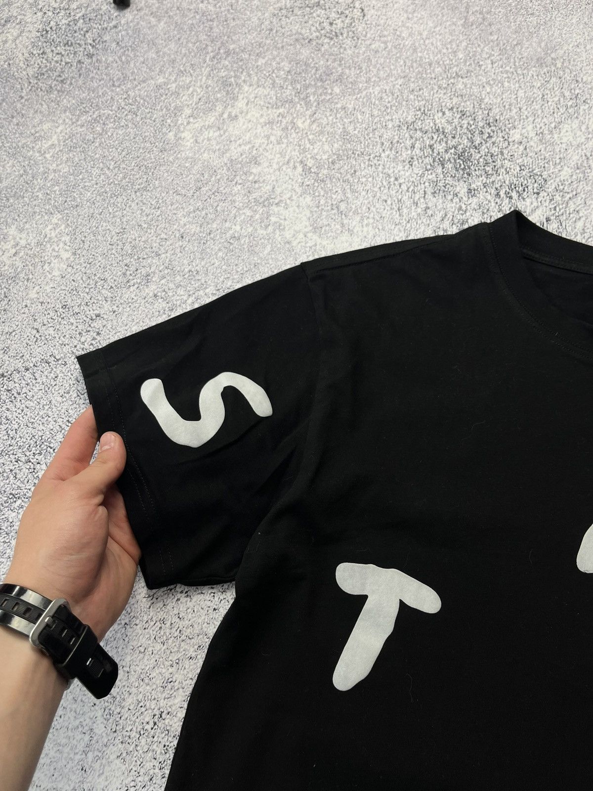 Vintage Travis Scott Astroworld Staff 2019 T-shirt Size S Size US S / EU 44-46 / 1 - 5 Thumbnail