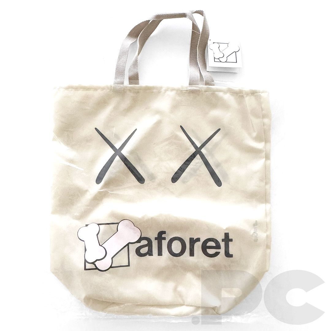 Kaws KAWS x LAFORET 25TH ANNIVERSARY COLLECTION japan vintage Size ONE SIZE - 4 Thumbnail