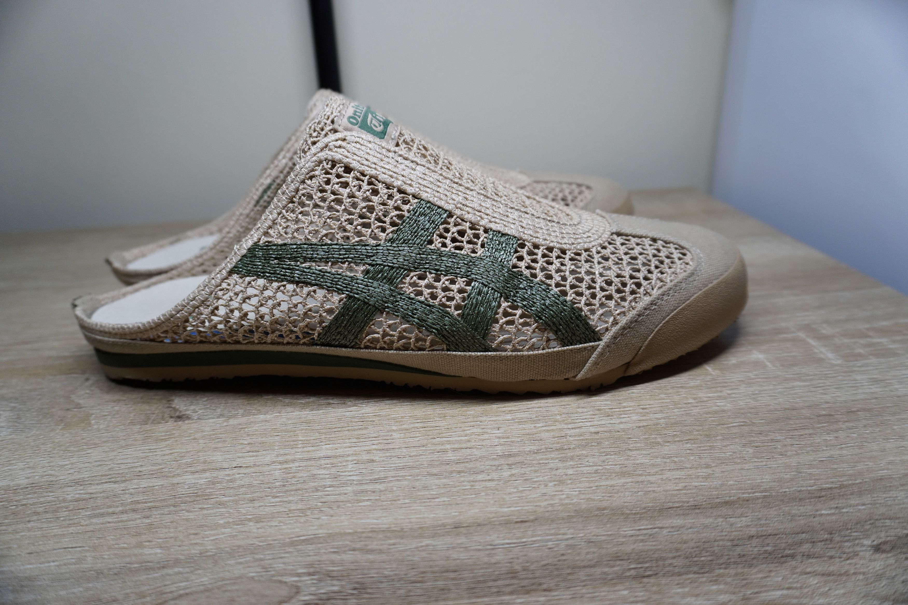 Other Onitsuka Tiger MEXICO 66 SABOT 1183C123.252 BEIGE/GREEN Size US 10 / EU 43 - 4 Thumbnail
