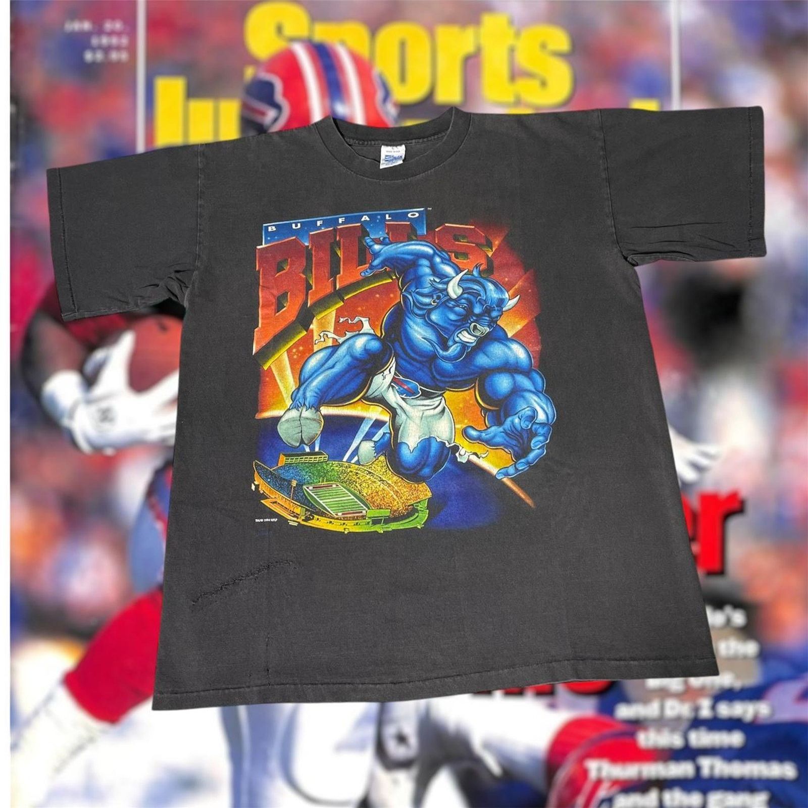 NFL × Salem Sportswear × Vintage Vintage 1994 Salem NFL Buffalo Bills Superhero Football Tee Size US L / EU 52-54 / 3 - 1 Thumbnail