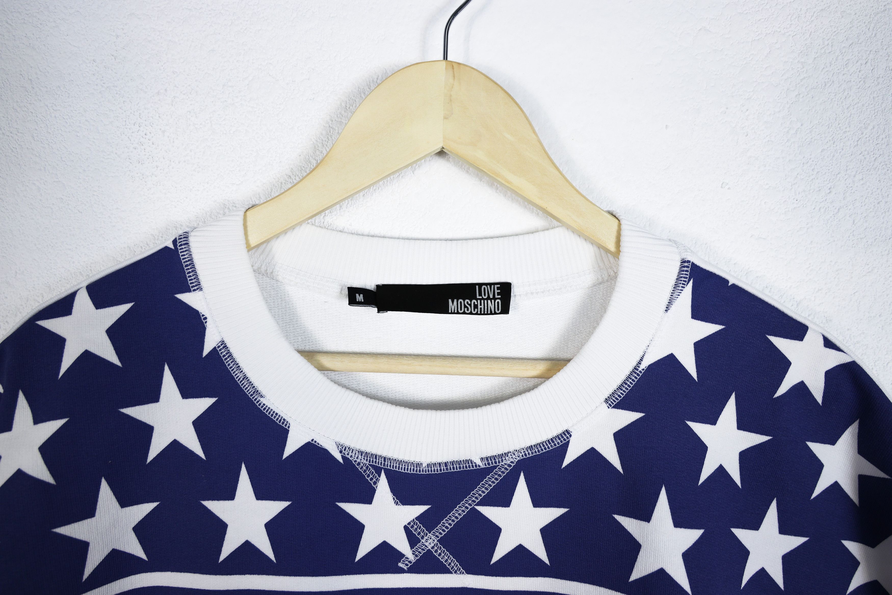 Moschino Moschino Love Embroidered Flag Graphic Print Tee T-shirt Size US M / EU 48-50 / 2 - 5 Thumbnail