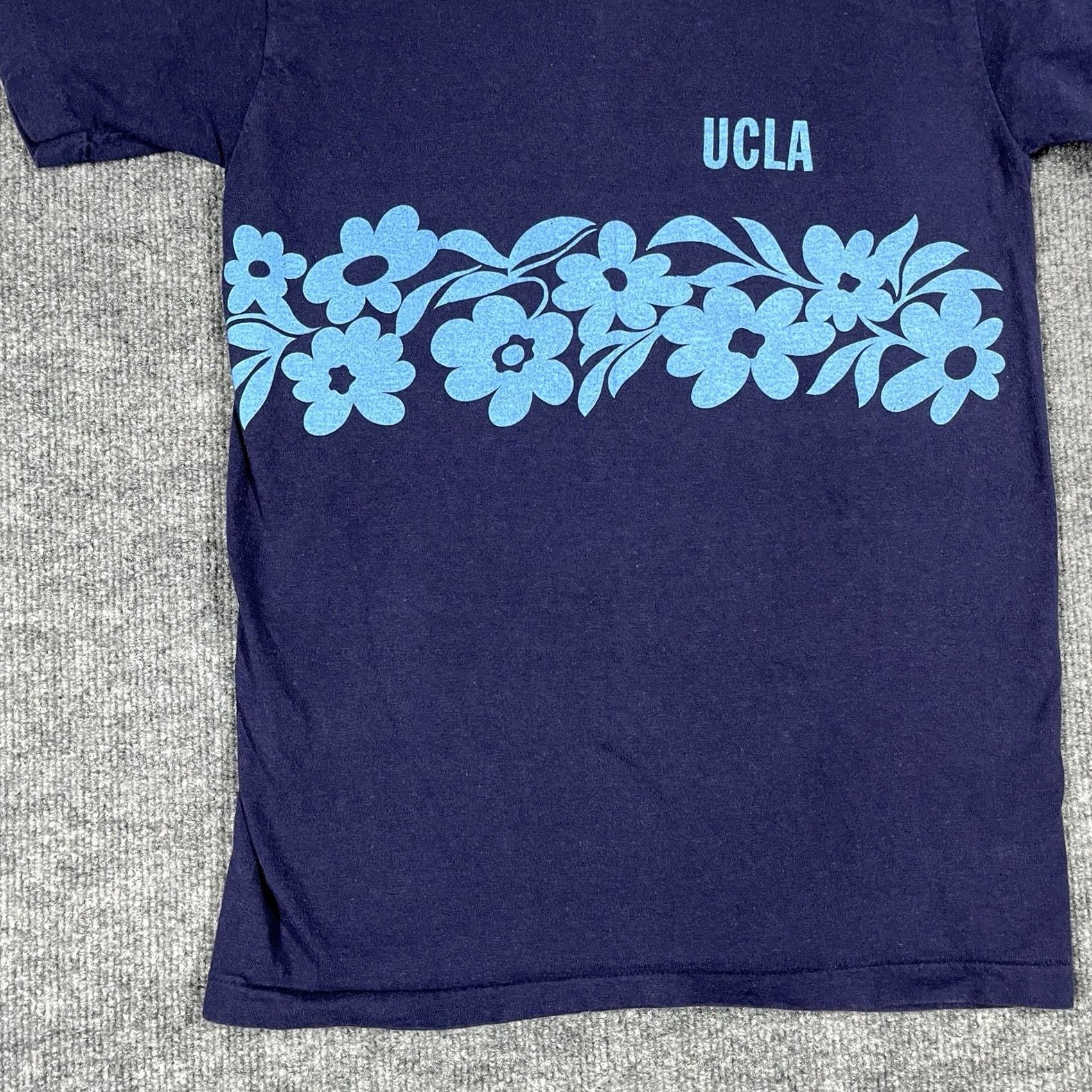 Vintage VINTAGE UCLA T Shirt Mens Small Bruins University California Los Angeles Small Blue 1970s Graphic Tee Mens Men’s shirts Bruins 70s Sportswear/Beach Size US S / EU 44-46 / 1 - 3 Thumbnail