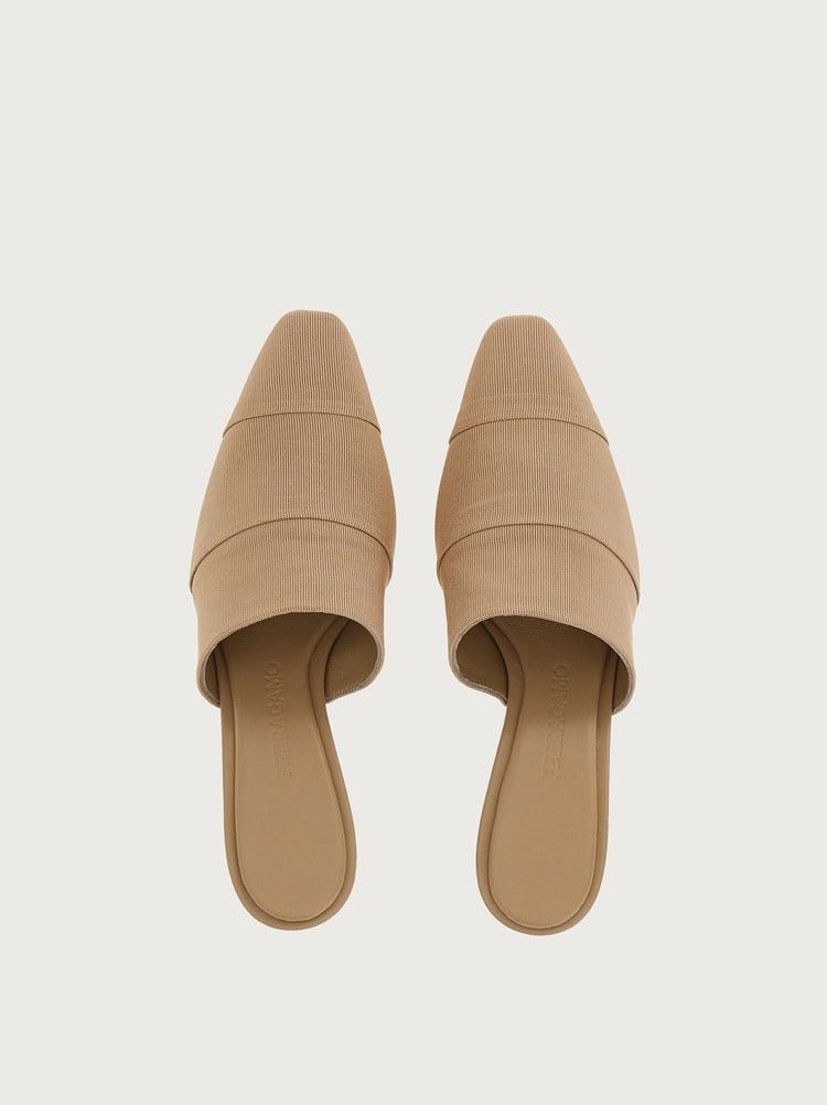 Salvatore Ferragamo o1y0426 Mules in Beige Size US 5 / IT 35 - 4 Thumbnail