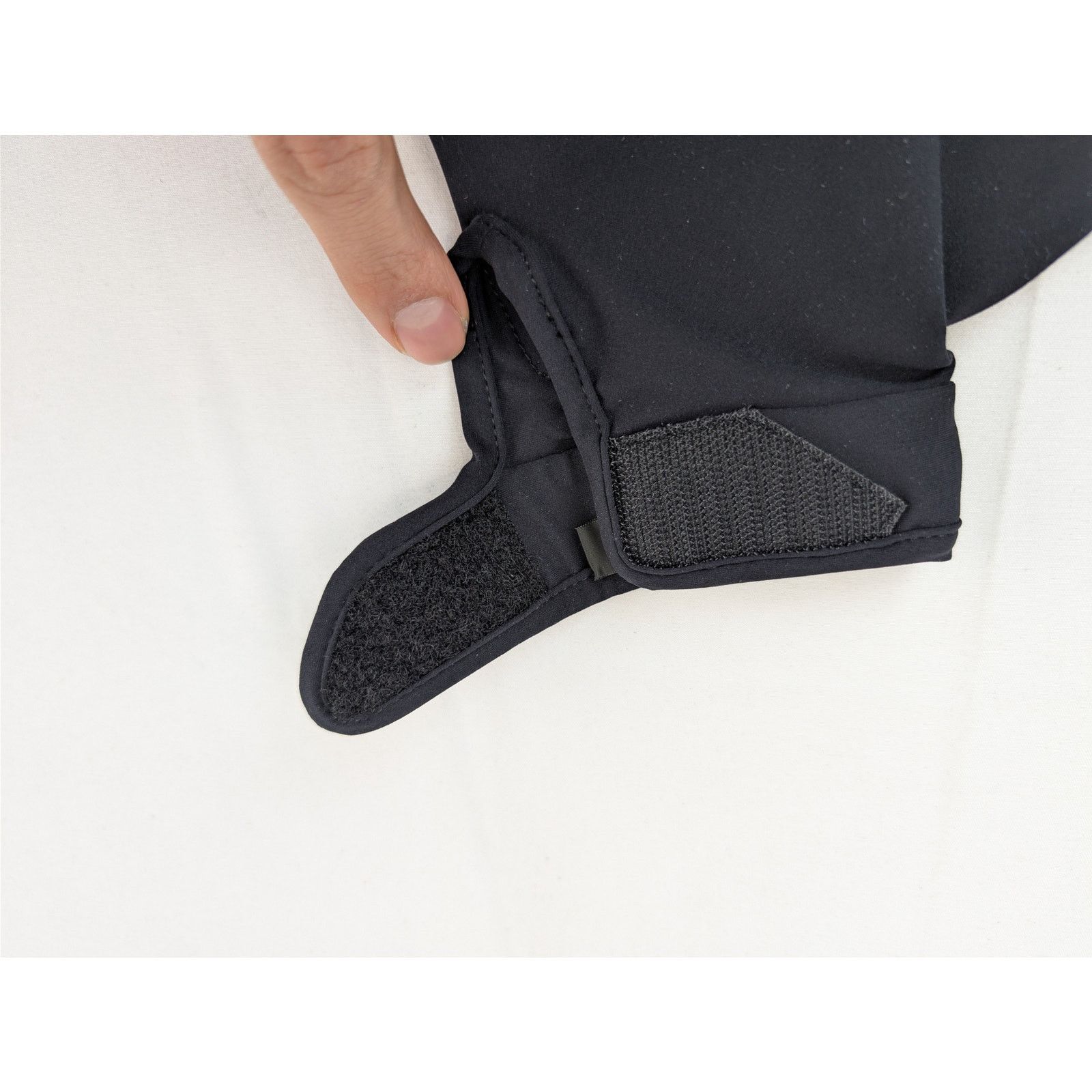Balenciaga o1rshd1 Size: S / Activewear Open Finger Gloves in Black Size ONE SIZE - 10 Thumbnail