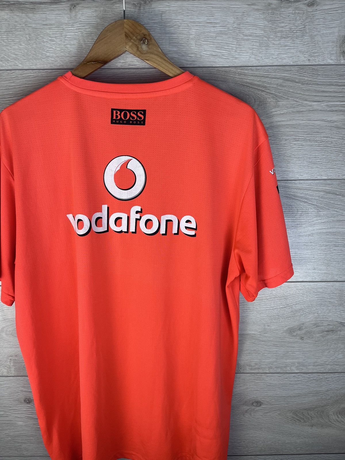 Vintage Men’s T-shirt Vodafone Mercedes Benz size Xxl Boss sport Size US XXL / EU 58 / 5 - 9 Thumbnail
