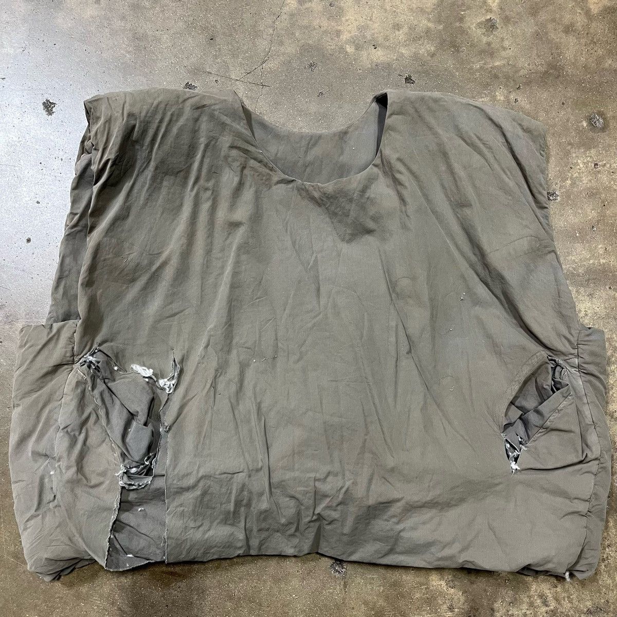 Pre-owned Yeezy Season 9 “destroyed” Vest Sample In Multicolor