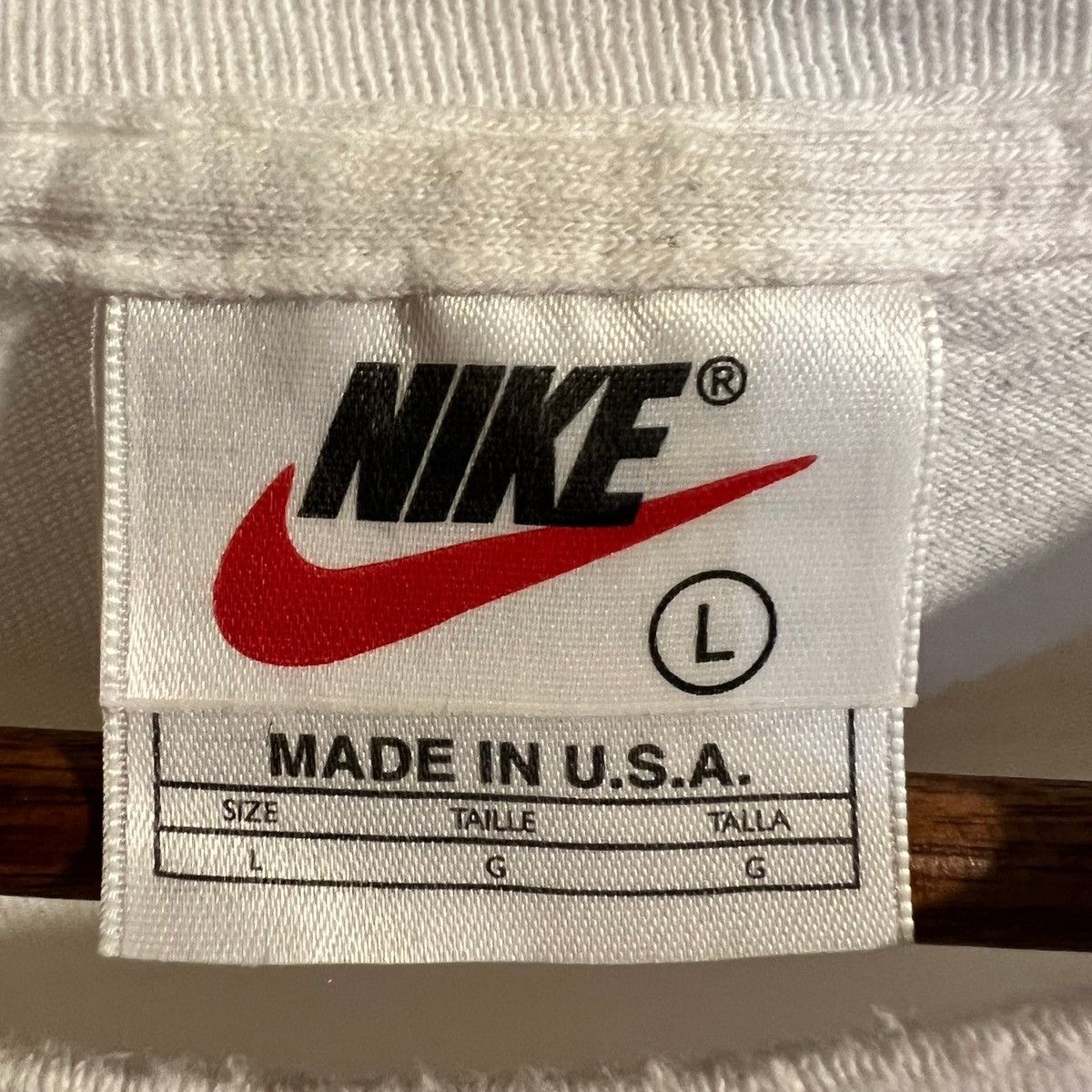 Nike Vintage Nike Volunteer Portland Marathon Nike Town T-Shirt L Size US L / EU 52-54 / 3 - 6 Thumbnail