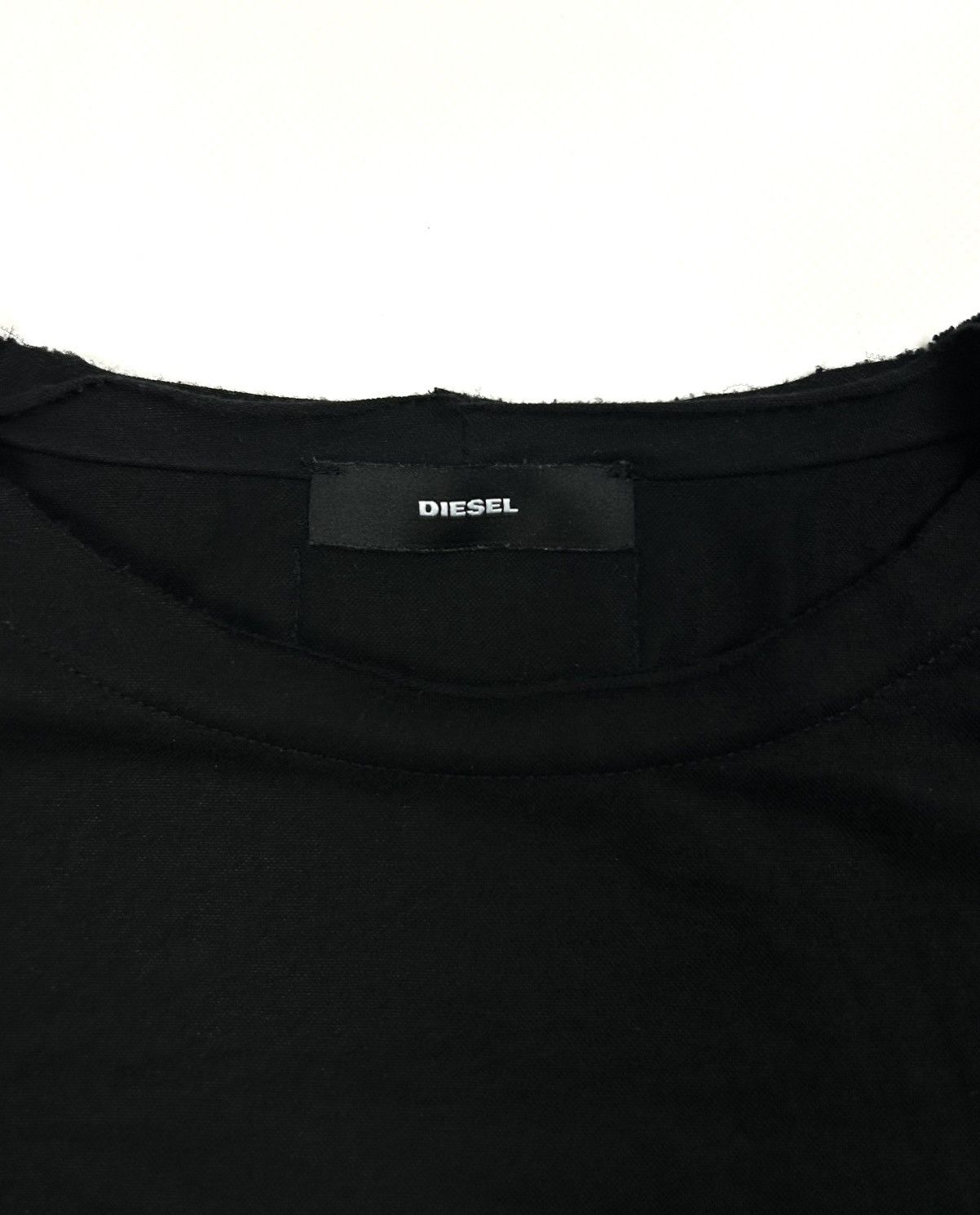 Diesel DIESEL Wmns Cropped Black Top Tee M Avant Garde Distressed Size M / US 6-8 / IT 42-44 - 14 Thumbnail