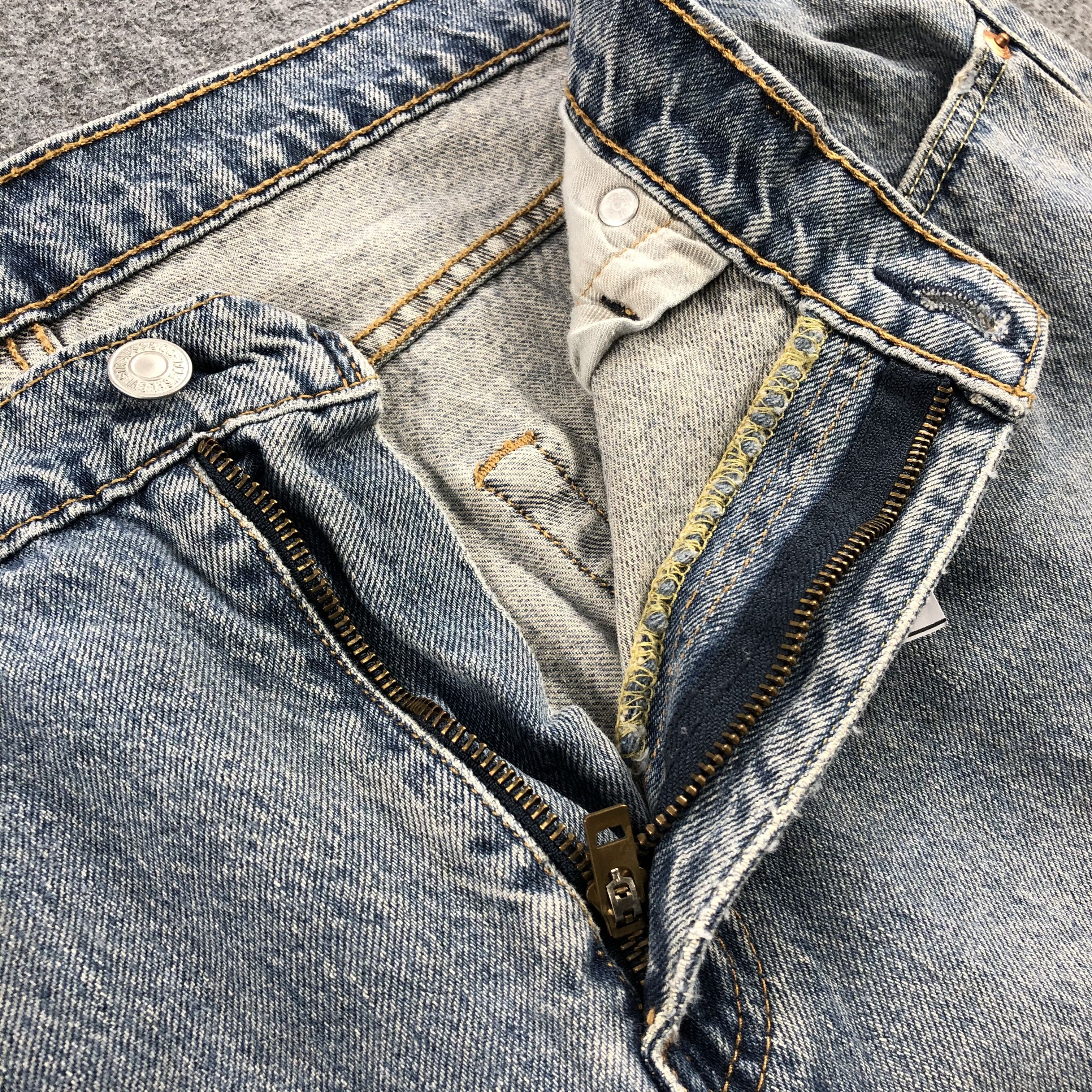Levi's × Vintage Vintage Blue Wash Levis 502 Jeans-JM1237 Size US 39 - 7 Thumbnail