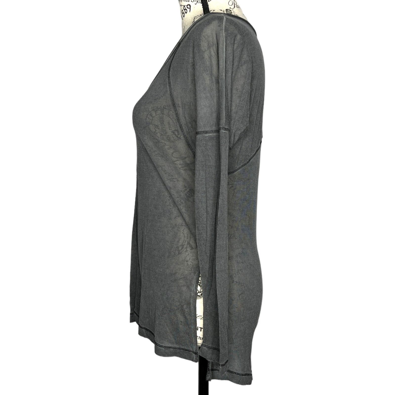 Threads 4 Thought T4T Long Sleeve High Low Hem Front Seam Round Neck Top Tee Size XS / US 0-2 / IT 36-38 - 2 Thumbnail