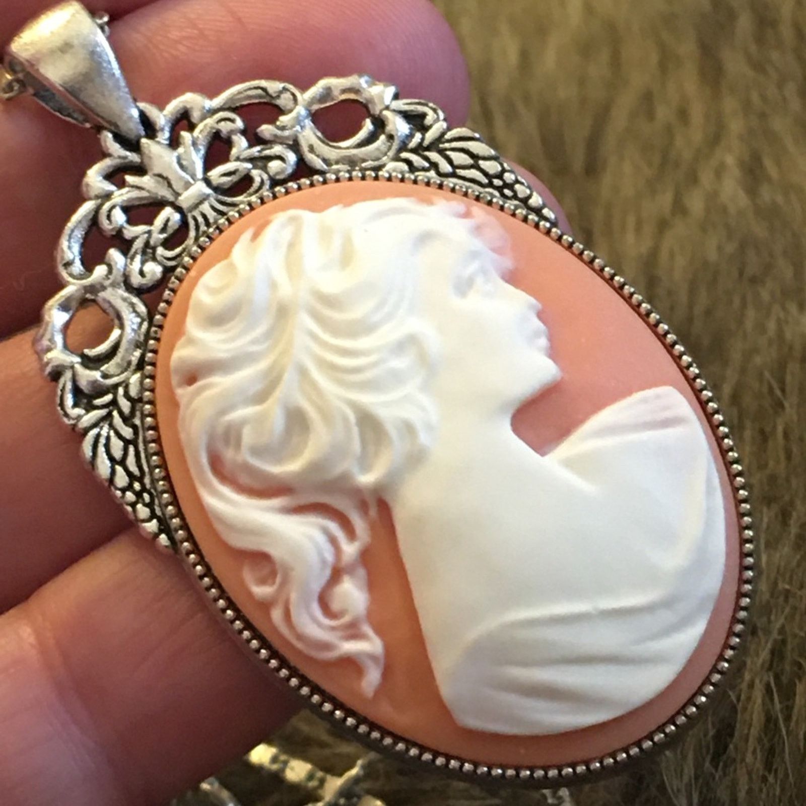 Jewelry Repurposed elegant lady cameo pendant on chain Size ONE SIZE - 2 Thumbnail
