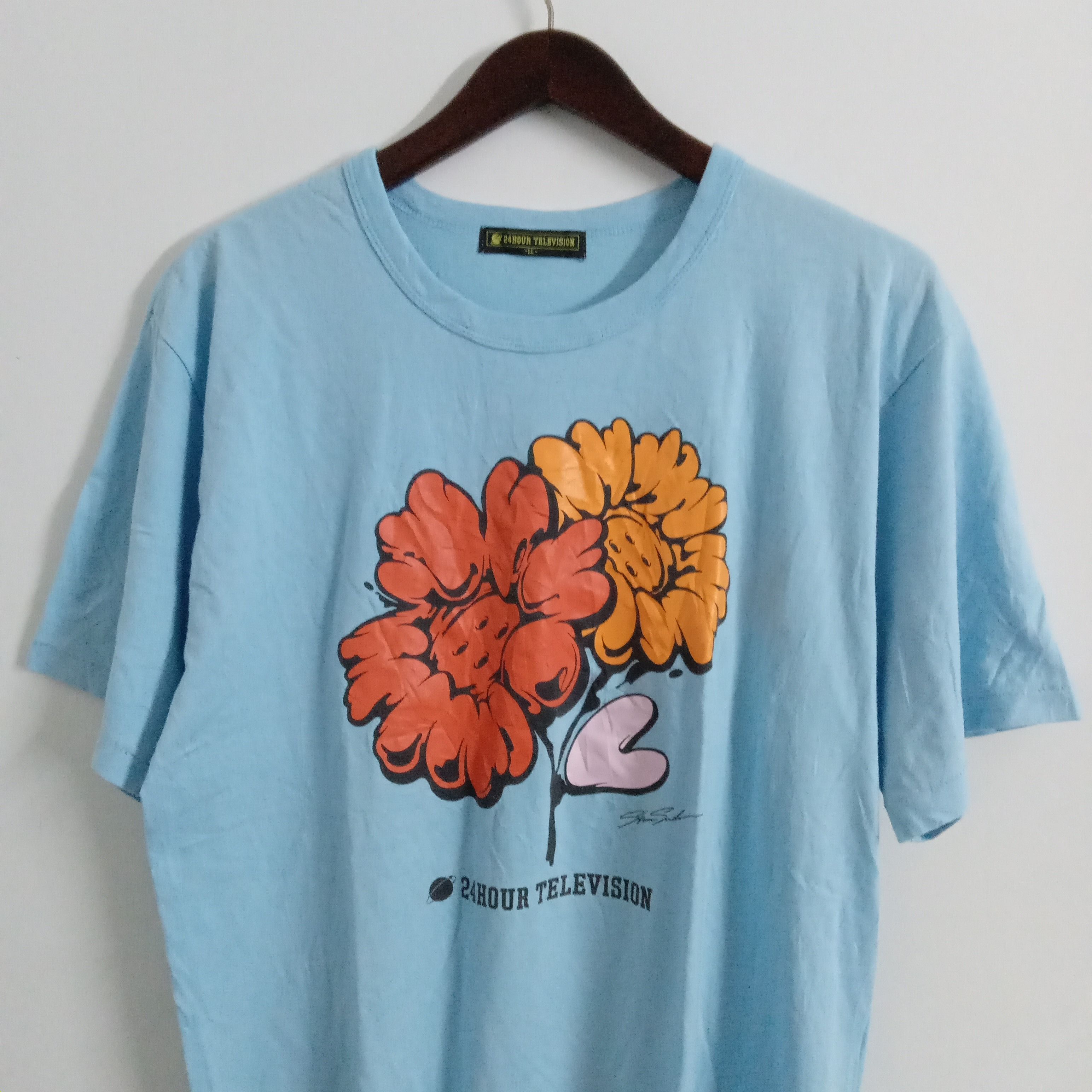 Japanese Brand 24 hour television flower tees Size XL / US 12-14 / IT 48-50 - 4 Thumbnail