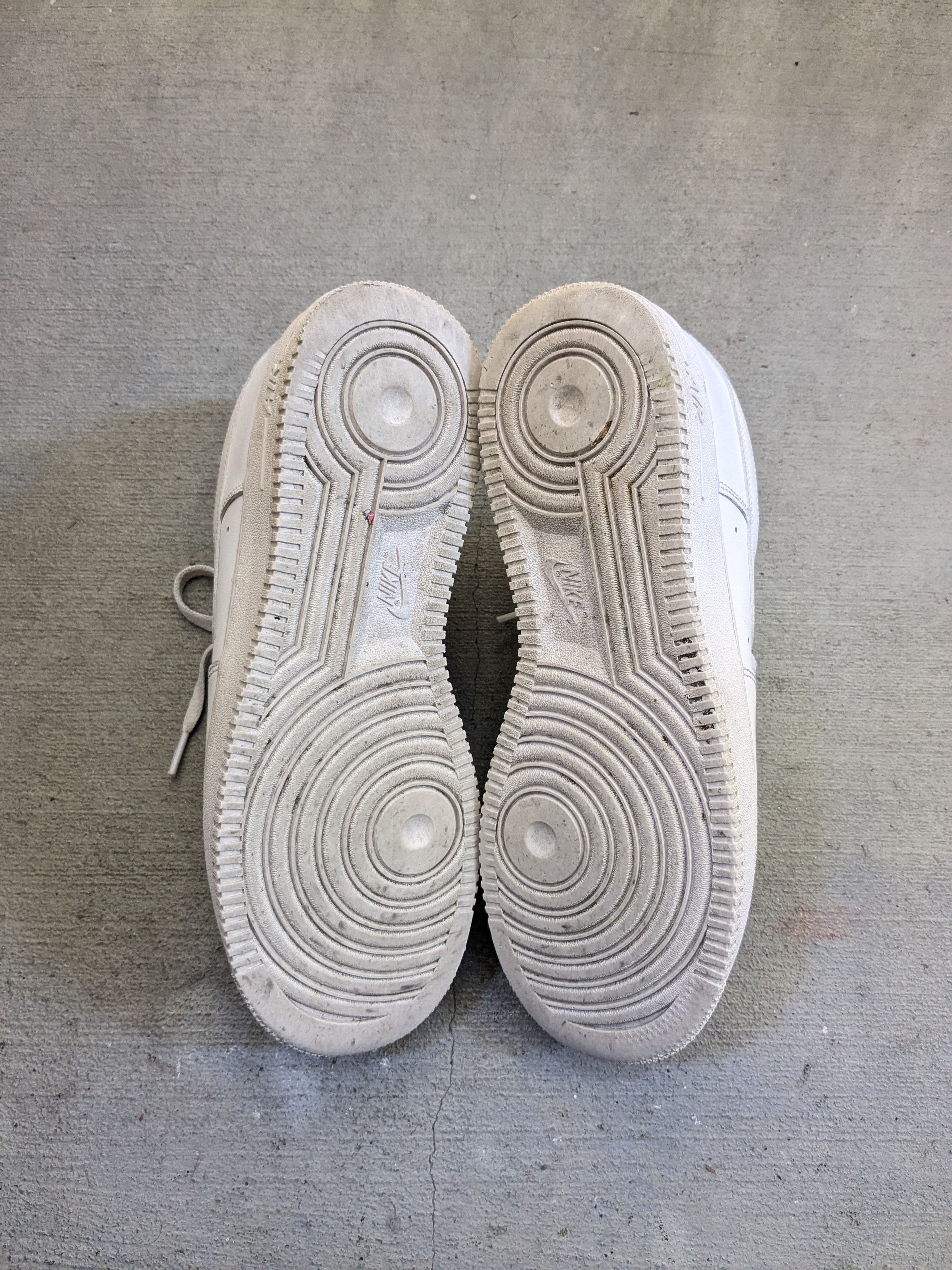 Nike Nike Air Force 1 AF1 Triple White 10 Low DD8959-100 Size US 10 / EU 43 - 16 Thumbnail