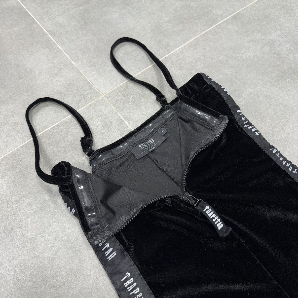 Trapstar London Trapstar Women Velour Tape Bodysuit Size L Size 34" / US 12 / IT 48 - 5 Thumbnail
