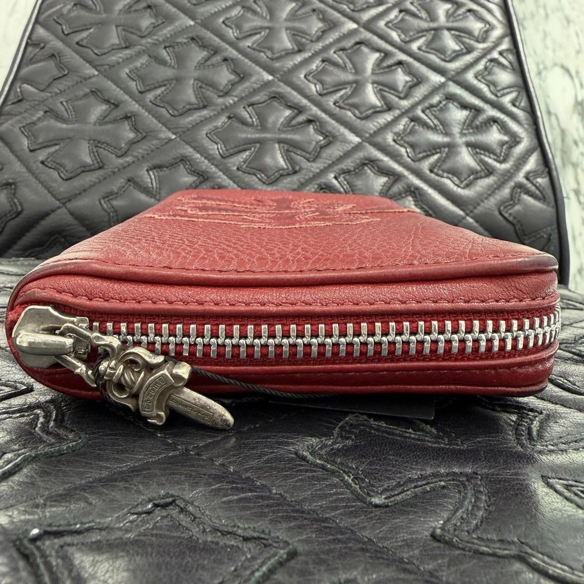 Chrome Hearts Chrome Hearts red cemetery triple cross leather patch wallet Size ONE SIZE - 3 Thumbnail