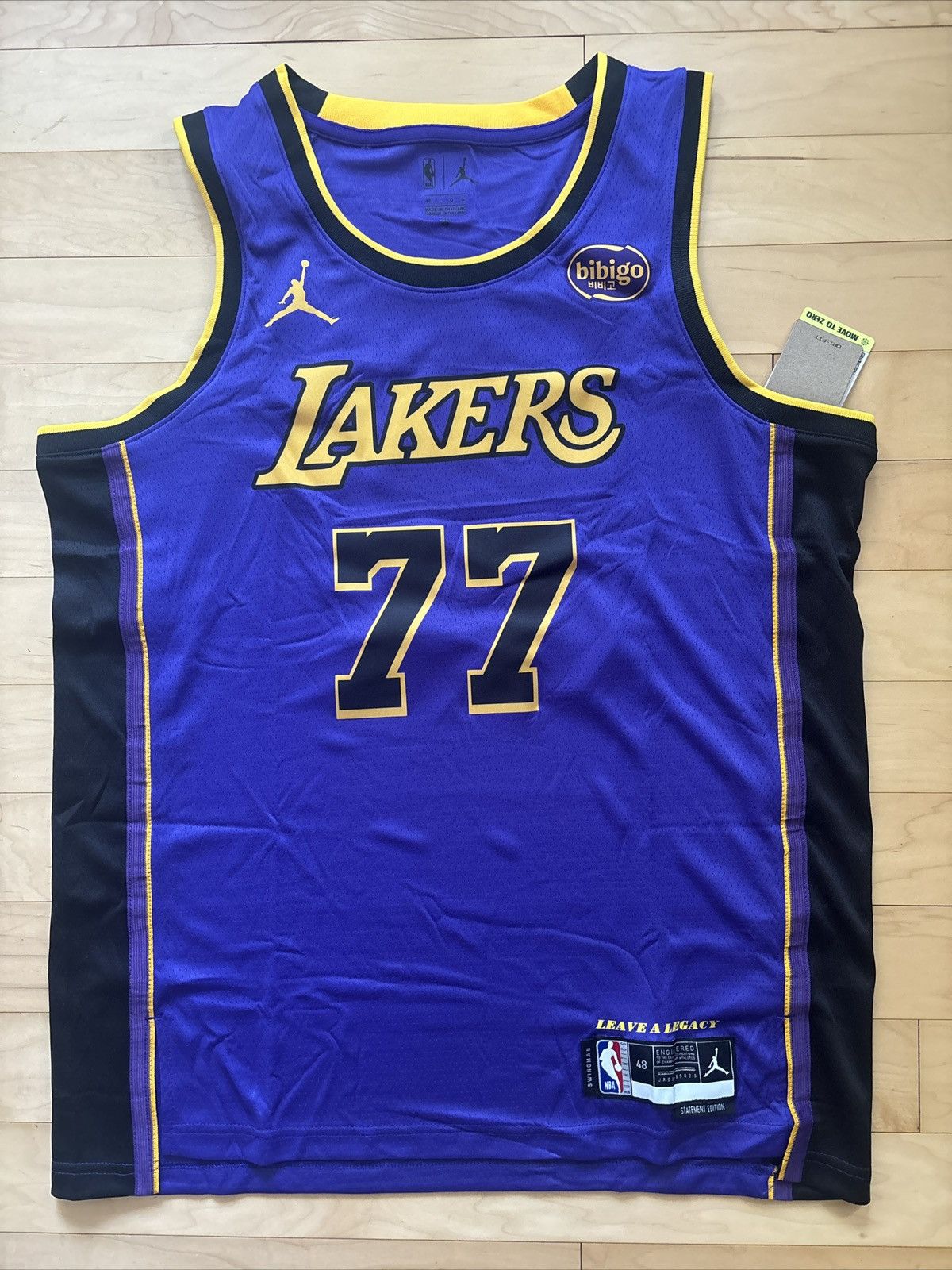 Lakers DONČIĆ 77番 ジャージ - メルカリ