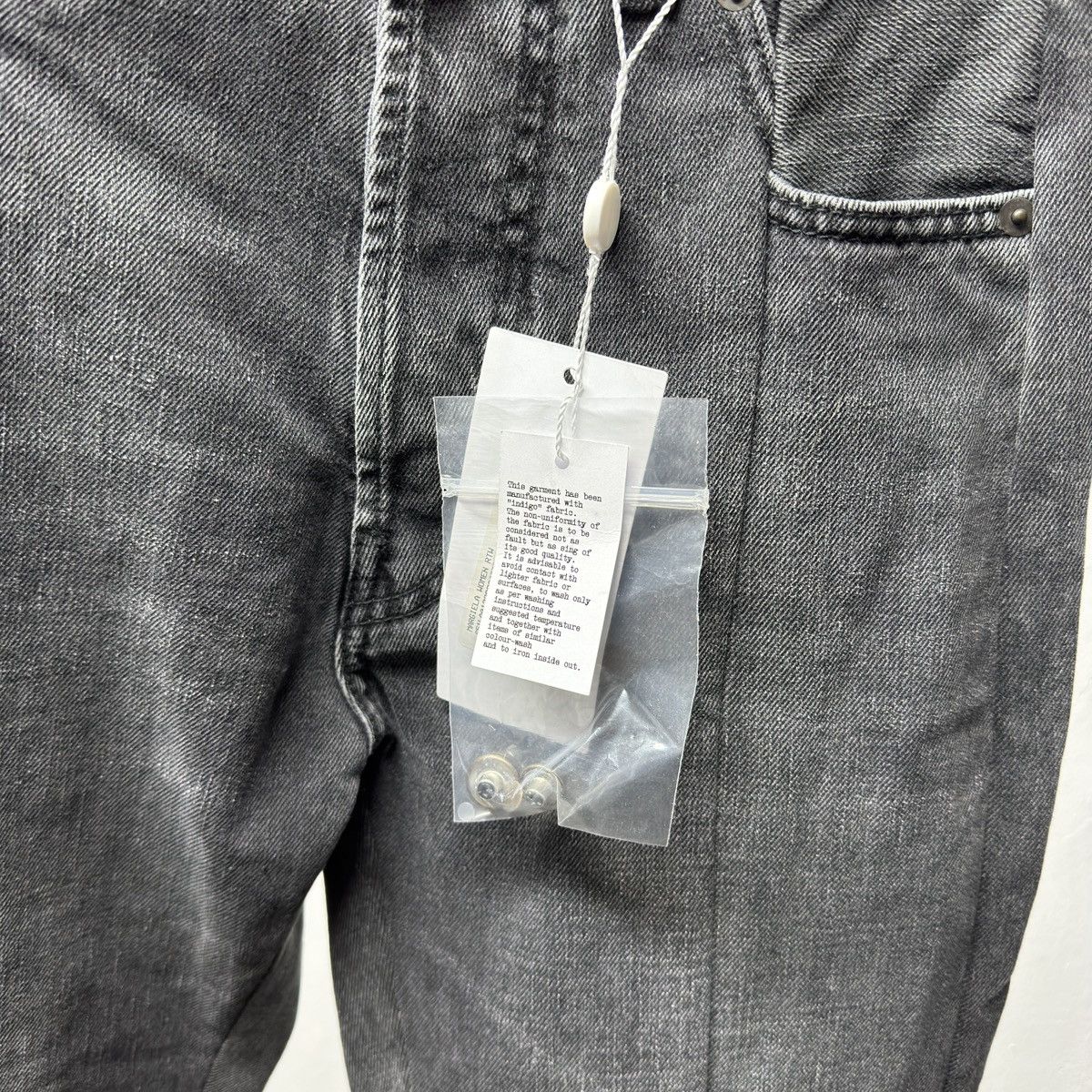 Maison Margiela Maison Margiela Reconstructed Denim Jeans Size 26" / US 2 / IT 38 - 13 Thumbnail