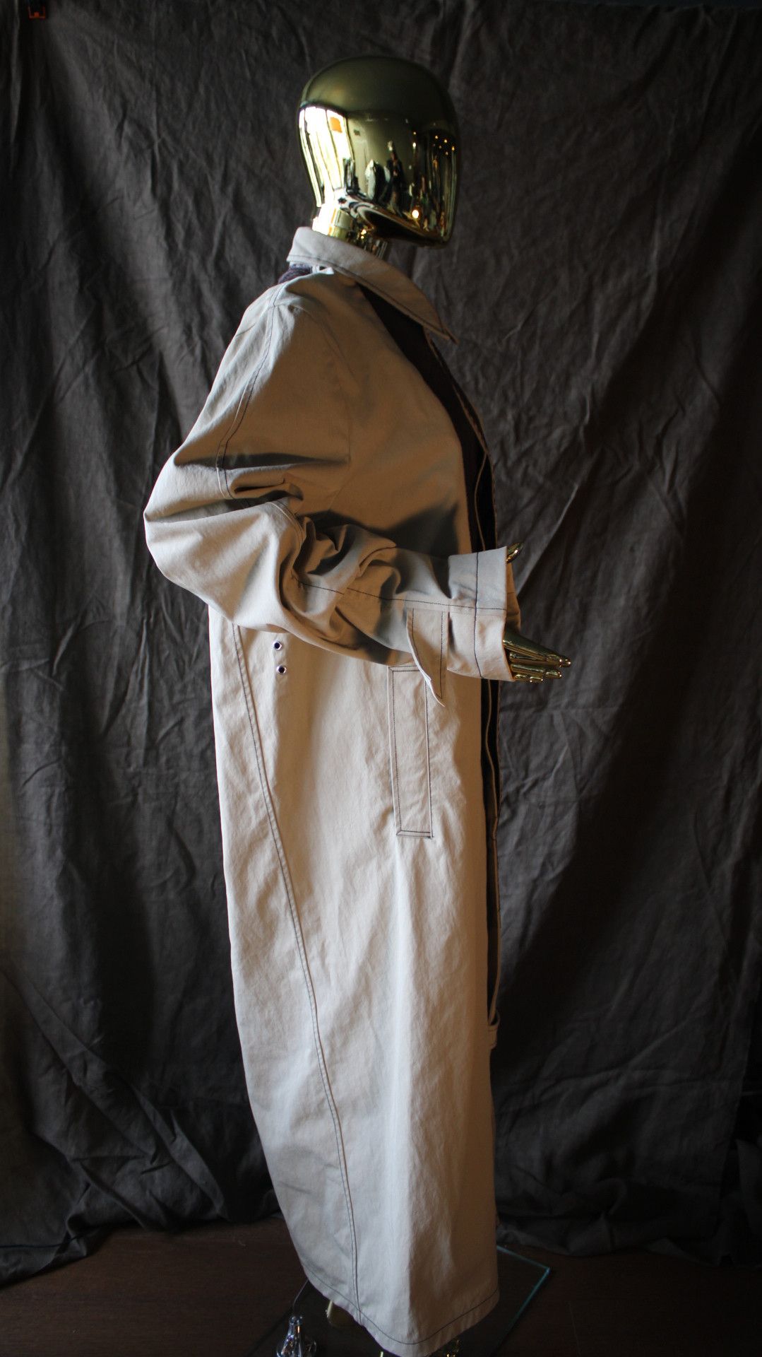 Other Custom-made Beige coat with real snake skin addition Size US L / EU 52-54 / 3 - 8 Thumbnail