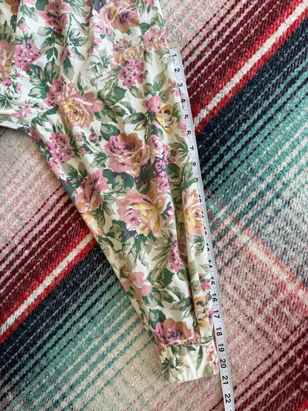 Eddie Bauer × Vintage Vintage Women's Eddie Bauer Floral Button Down Shirt L White Size L / US 10 / IT 46 - 8 Thumbnail