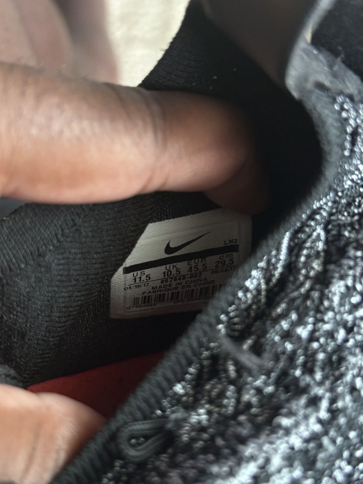 Nike Lebron 15 Ashes Size US 11.5 / EU 44-45 - 6 Thumbnail