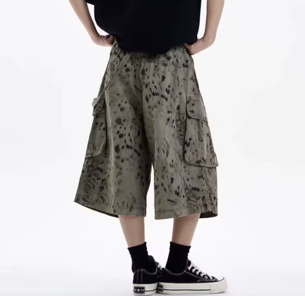Other Animal Print Olive Green Cargo Shorts Y2K Size US 33 - 4 Thumbnail