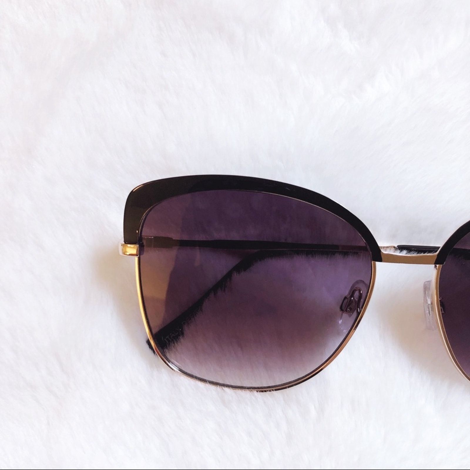 Other Robbie Black Full Rim Retro Cat Eye Sunglasses Size ONE SIZE - 2 Thumbnail