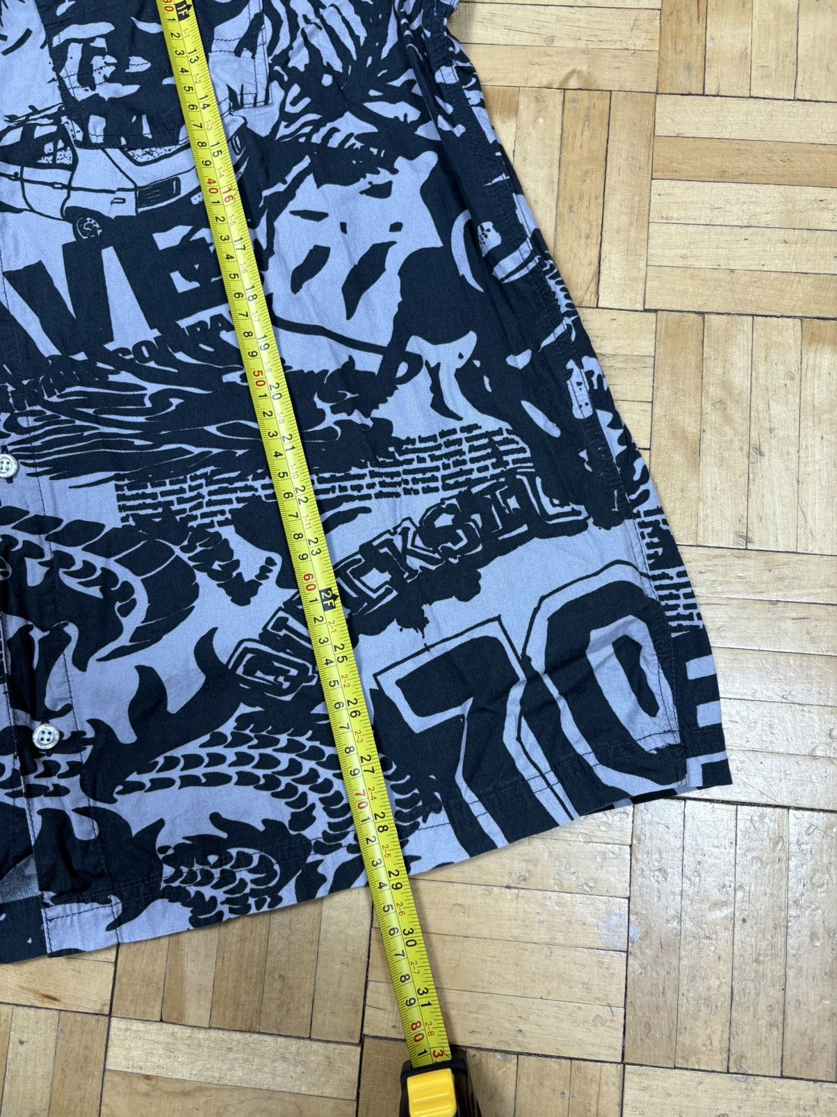 Quiksilver y2k vintage quiksilver graffiti shirt Size US XL / EU 56 / 4 - 7 Thumbnail