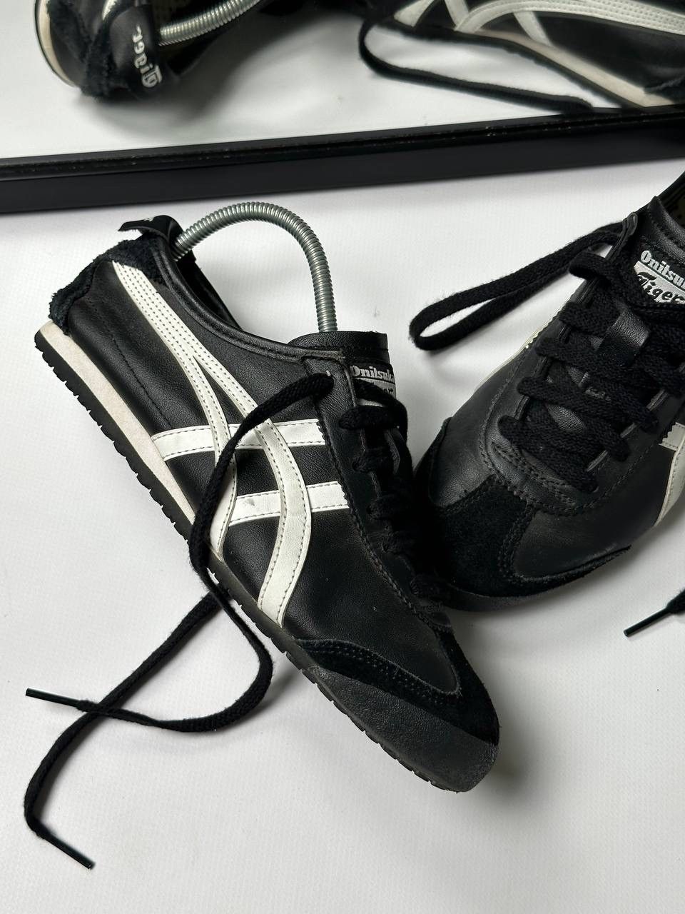 Asics 🔥Vintage Rare ASICS ONITSUKA TIGER Mexico 66 Black Leather Size US 7.5 / IT 37.5 - 4 Thumbnail