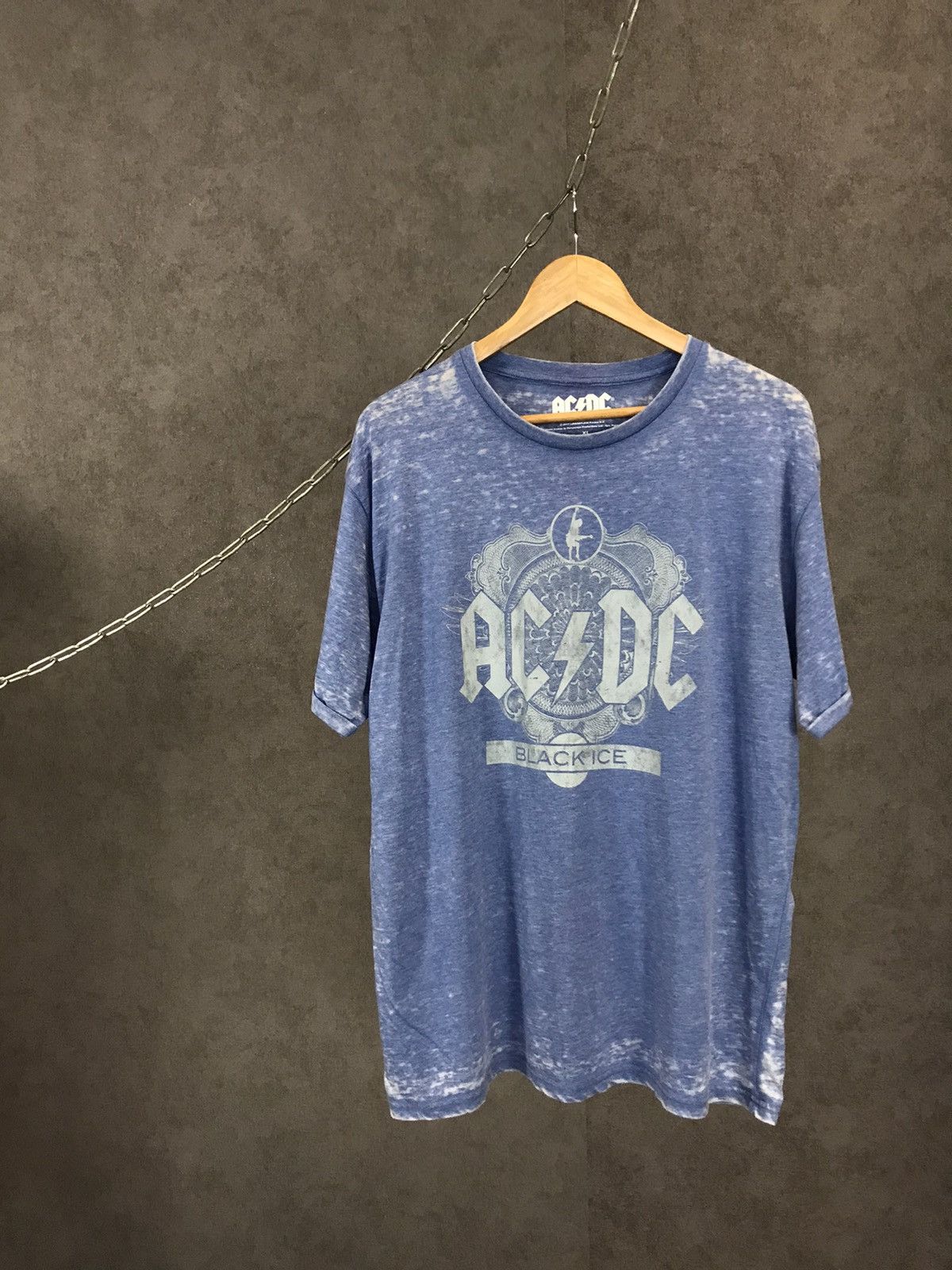 Band Tees AC/DC black ice rock band tee Size US XL / EU 56 / 4 - 1 Thumbnail