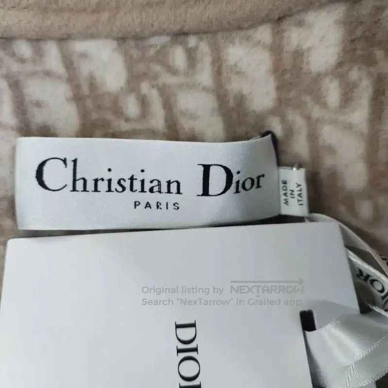 Dior Pink Wool Women's Coat .