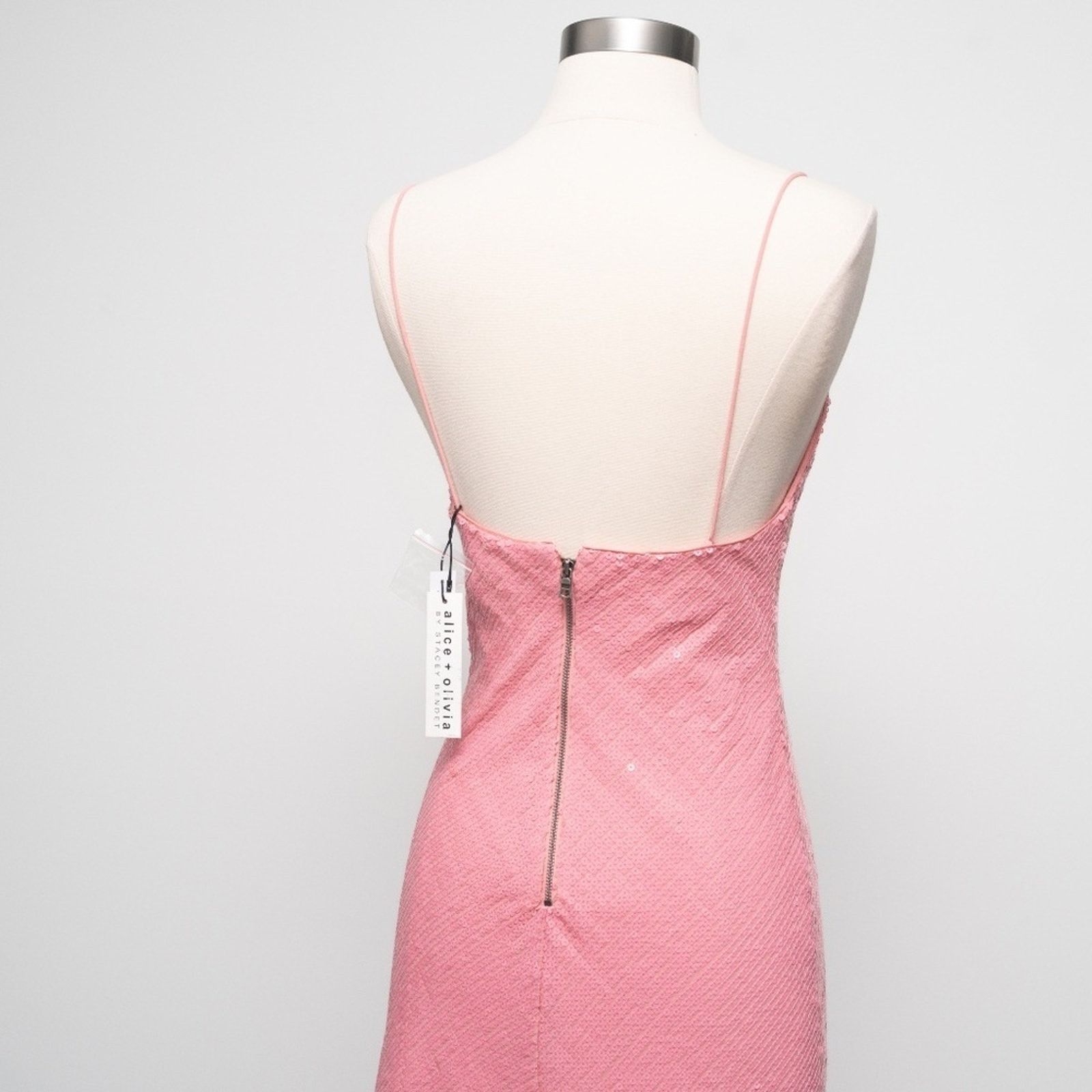 Alice + Olivia Alice + Olivia. Harmony sequin midi dress. Size XS / US 0-2 / IT 36-38 - 9 Thumbnail