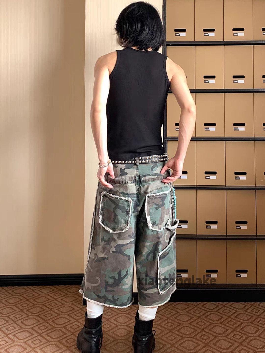 Vintage Unisex utility loose baggy hiphop yuppie camo cargo shorts Size US 28 / EU 44 - 7 Thumbnail