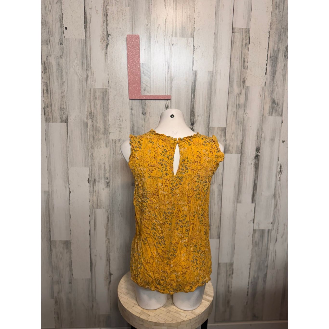 Old Navy Old Navy Yellow Floral Textured Tank Top Women’s Large | Boh Size L / US 10 / IT 46 - 5 Thumbnail