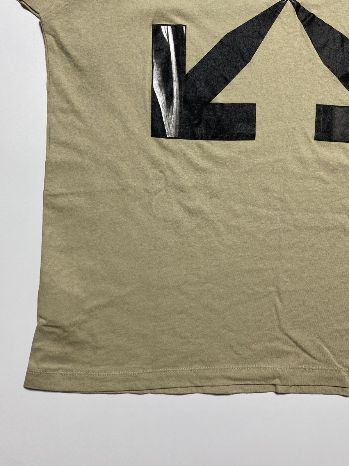Off-White Off-White SS22 Caravaggio Arrow Skate T-Shirt Size US M / EU 48-50 / 2 - 4 Thumbnail