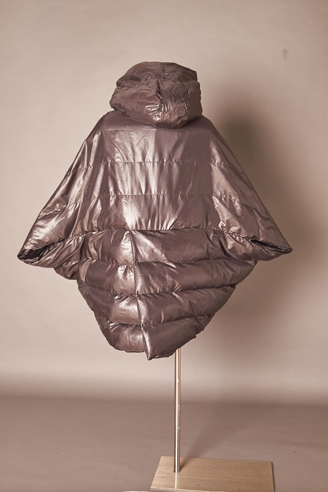 Vintage Vintage Y2K Black Puffer Cape Coat Size S / US 4 / IT 40 - 3 Thumbnail