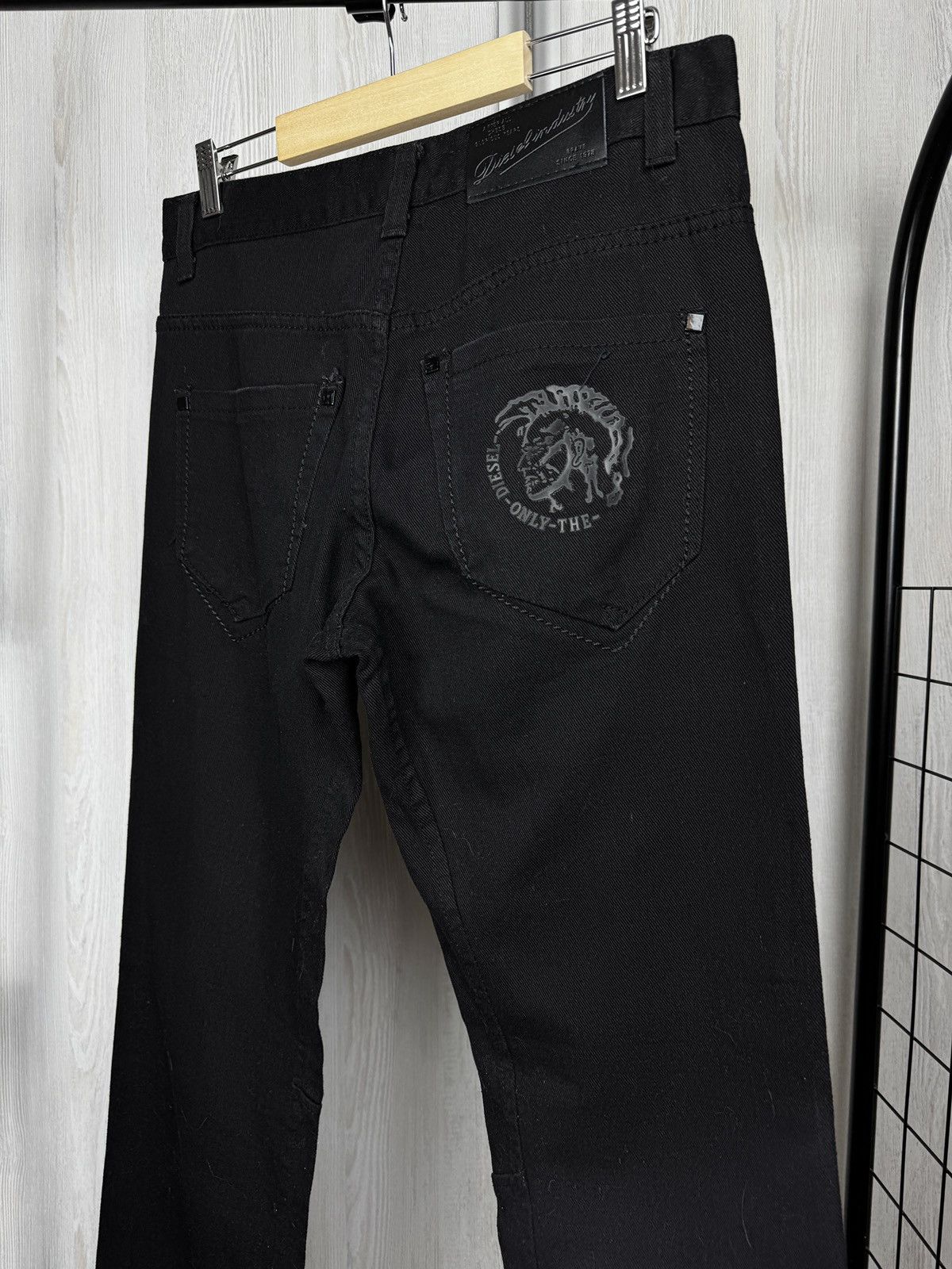 Diesel Diesel vintage zip pocket black big logo denim jeans y2k Size US 31 - 2 Thumbnail